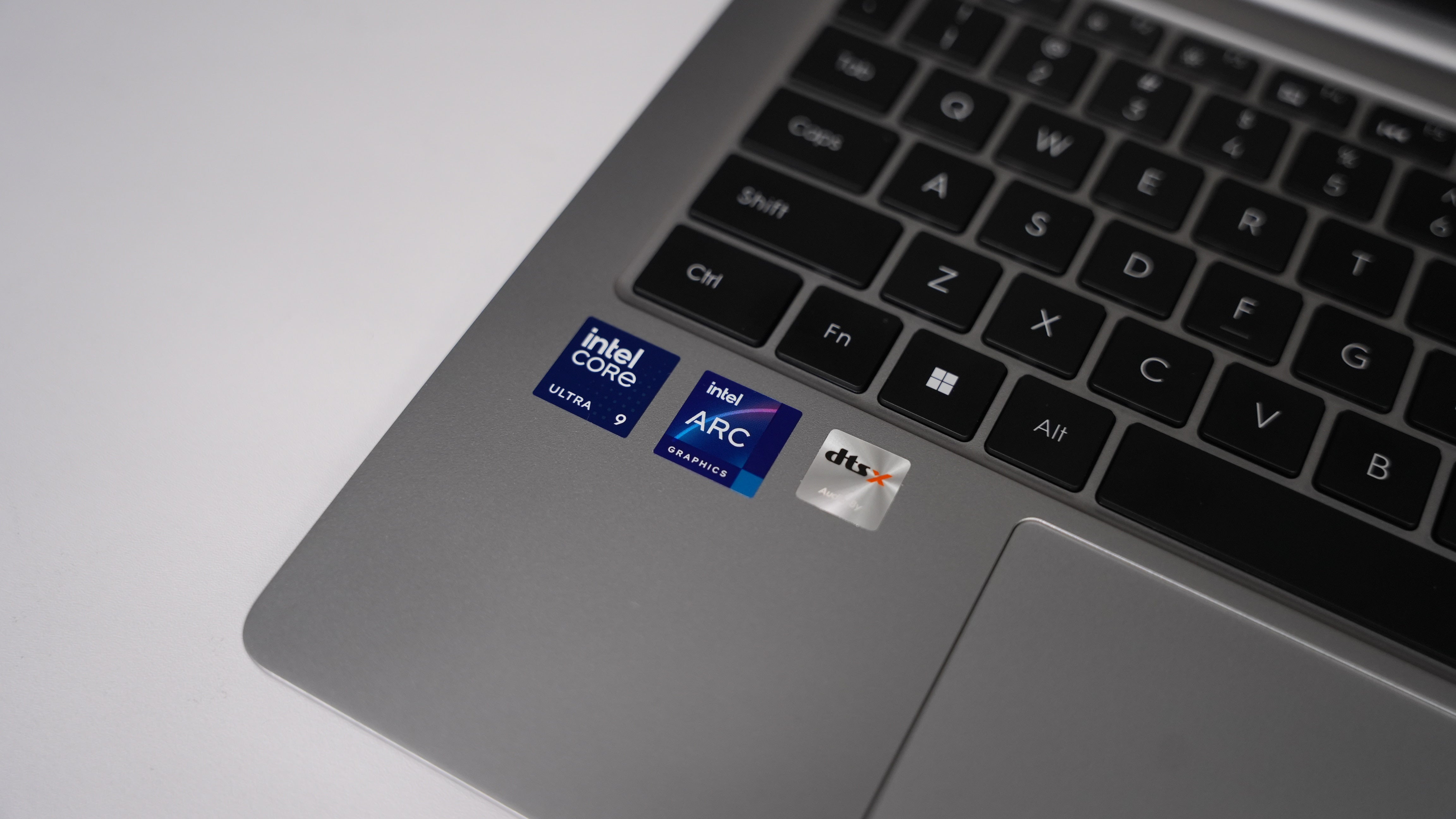 Geekom X14 Pro - Intel Ultra 9 185H Laptop