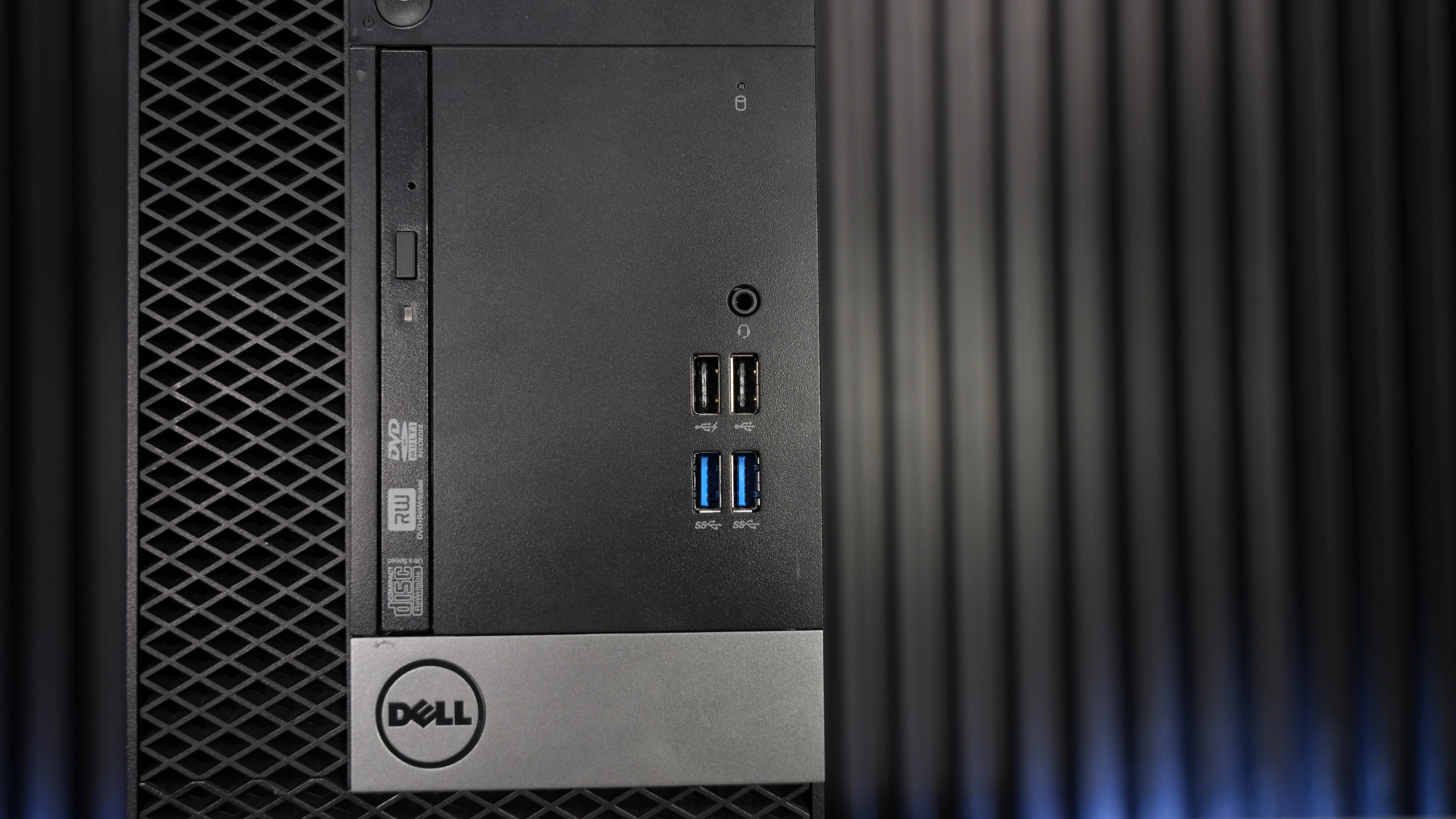 Intel i7 6700 + RX 460 2GB Budget PC