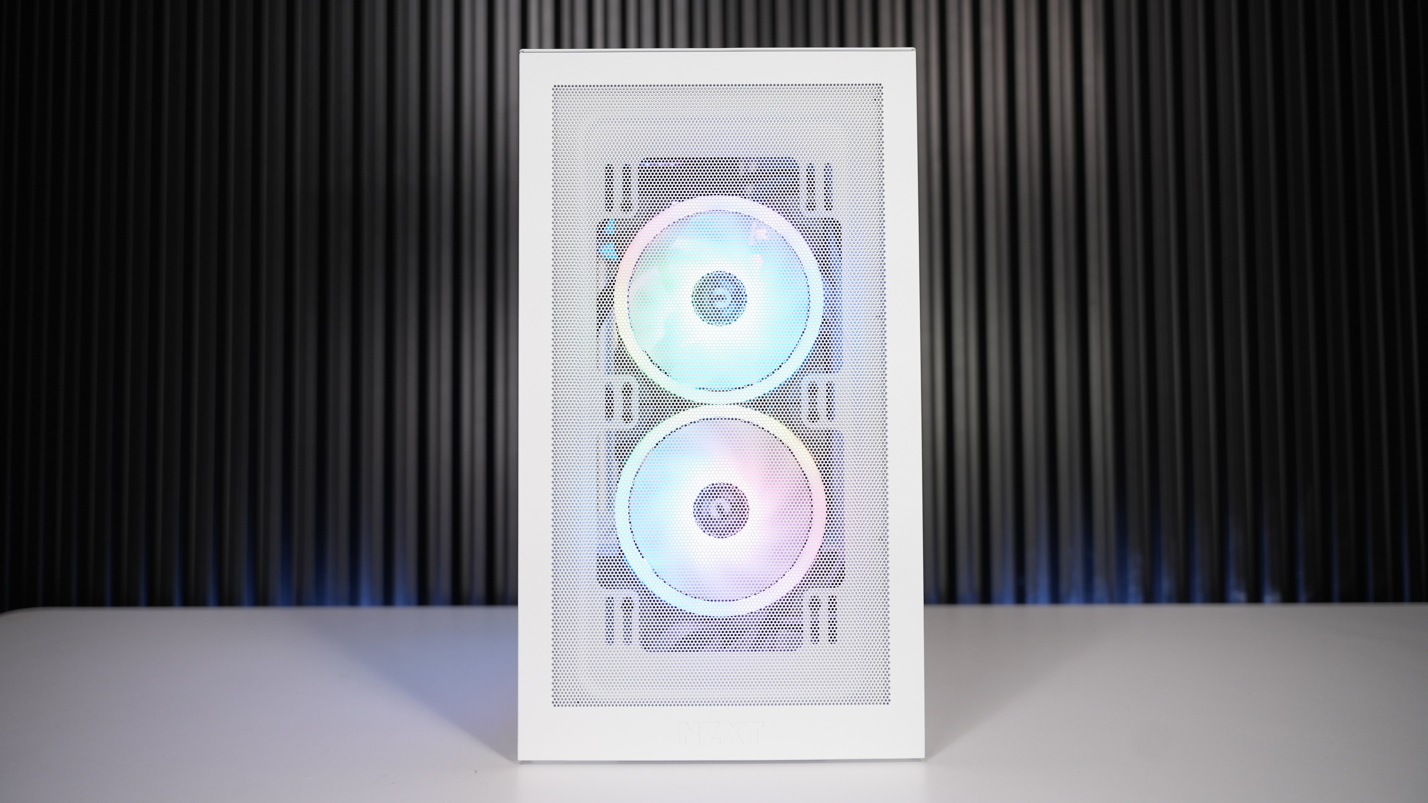 Intel i5 12600KF + RX 9060XT Gaming PC