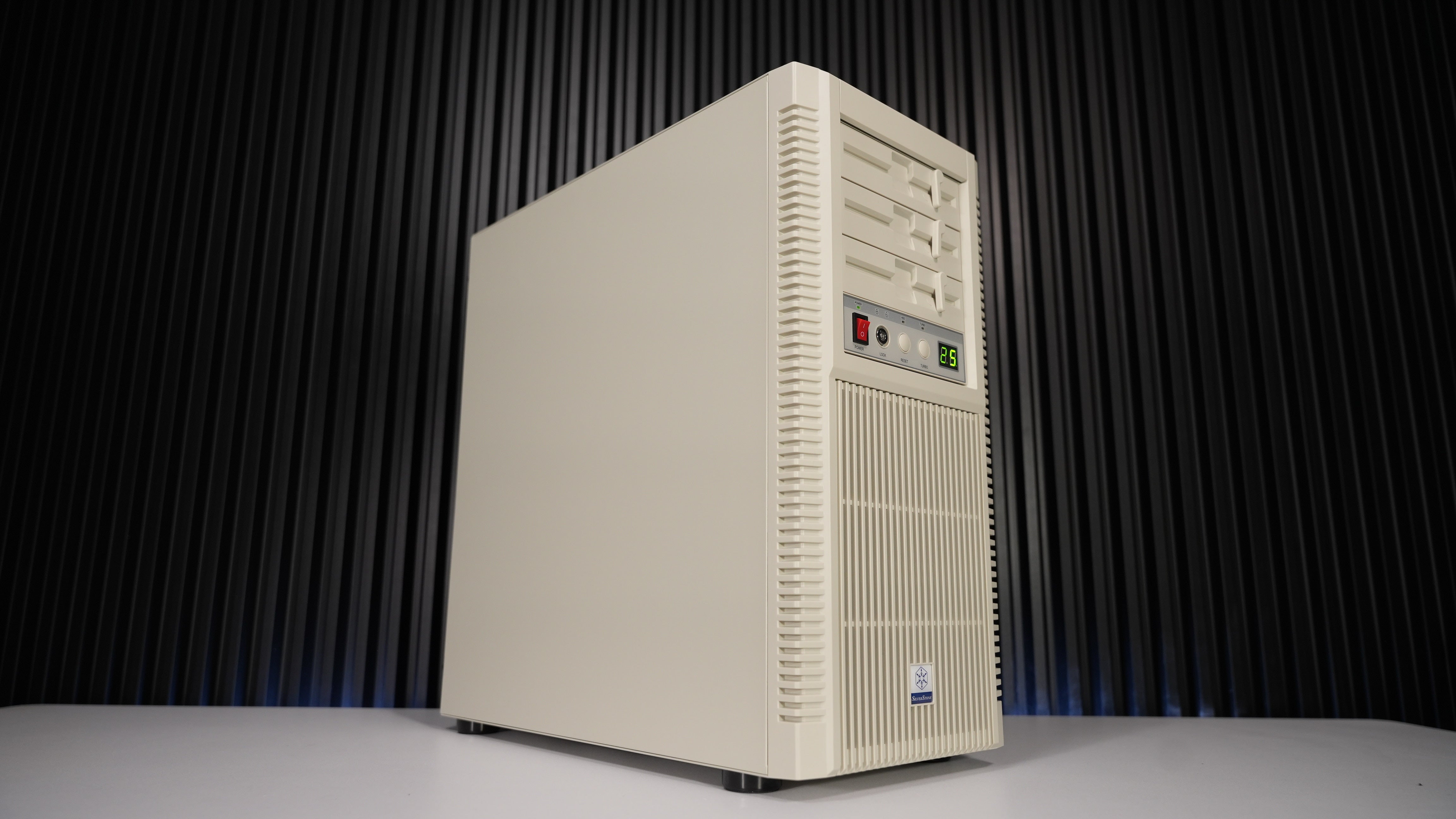 Intel Ultra 7 265K + RTX 5070 Gaming/Streaming PC