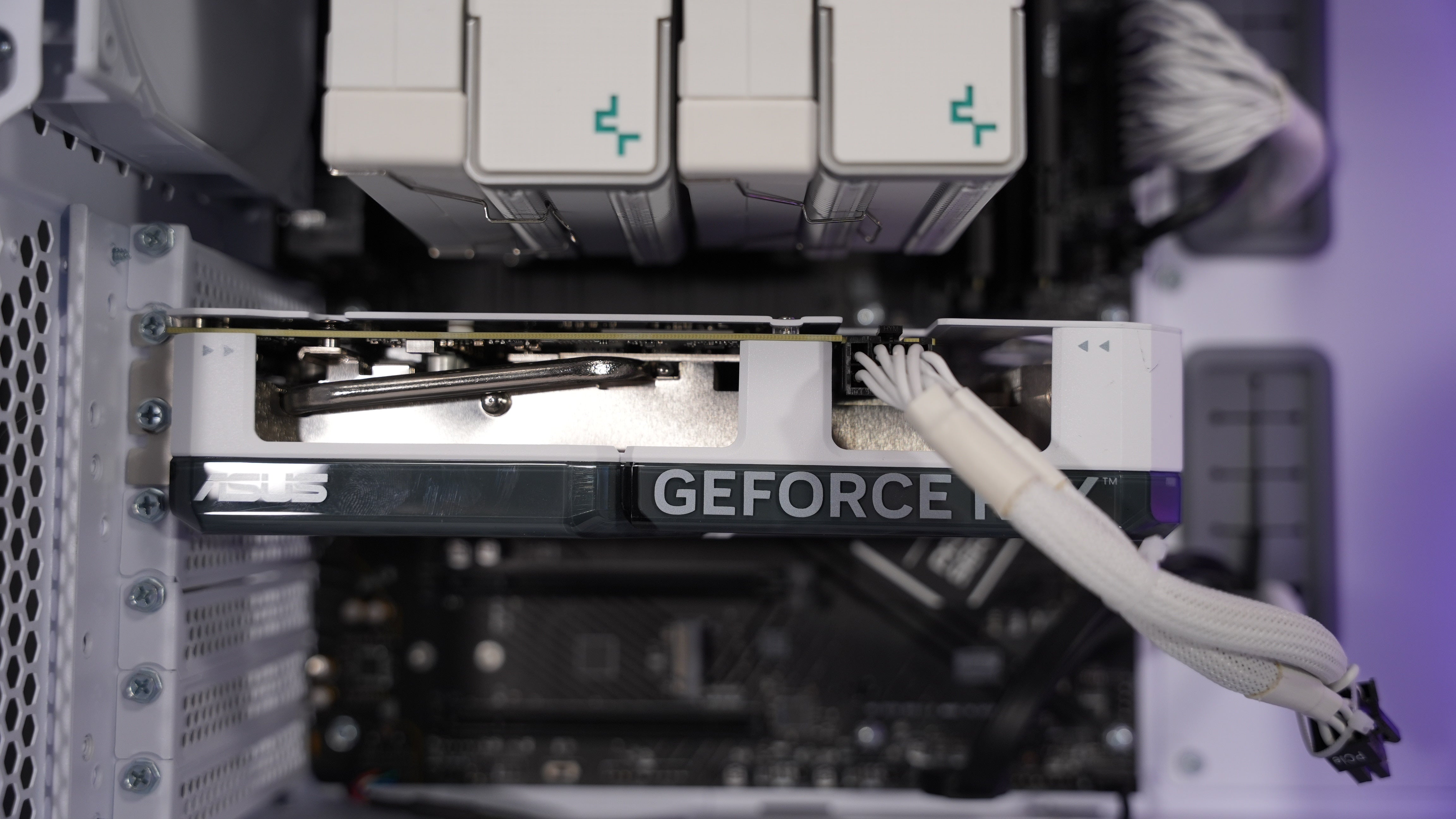 Ryzen 7 7700X + RTX 4060 Ti 8GB Gaming PC