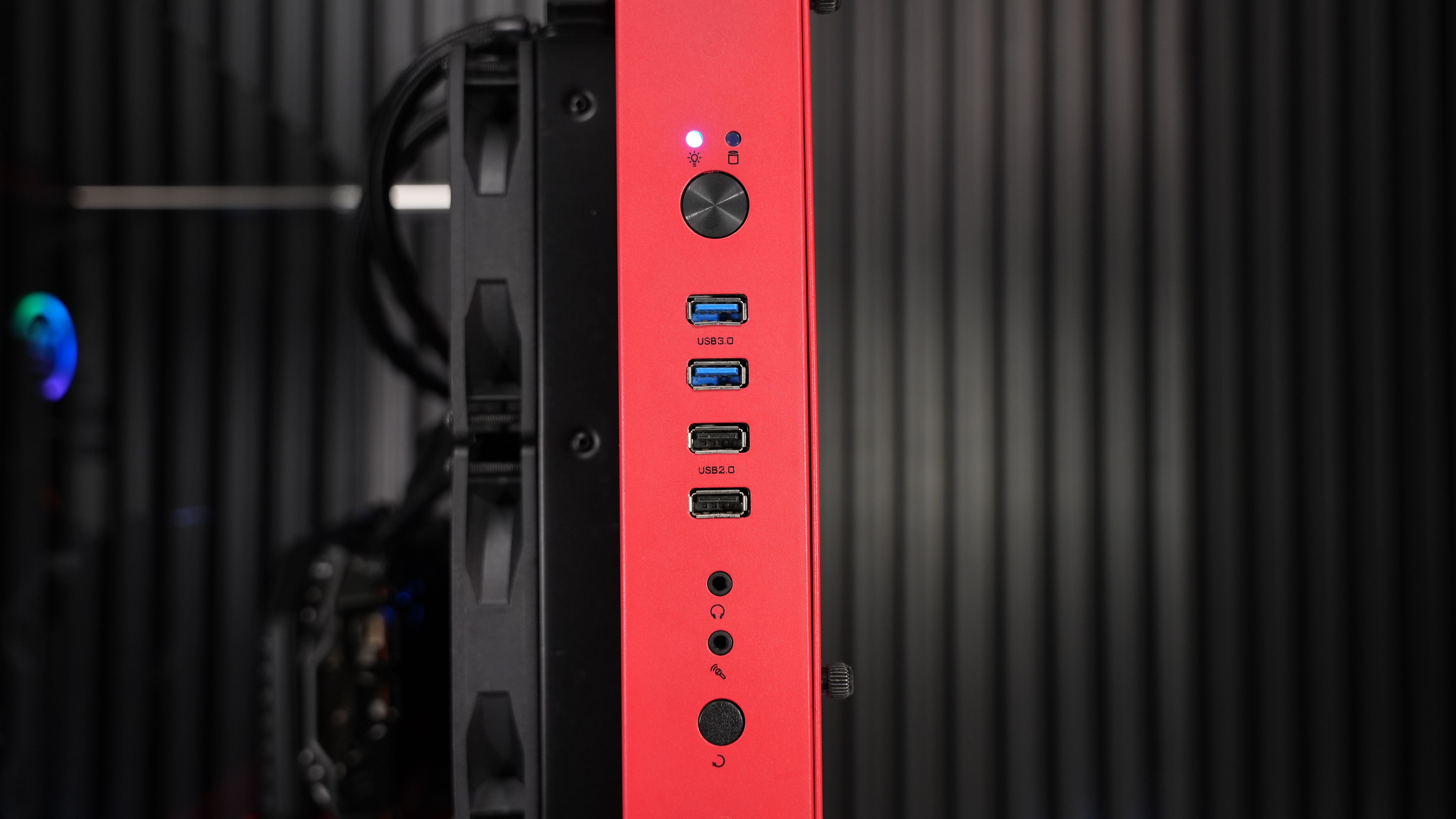 Intel i7 9700 + RX 5700XT Gaming PC