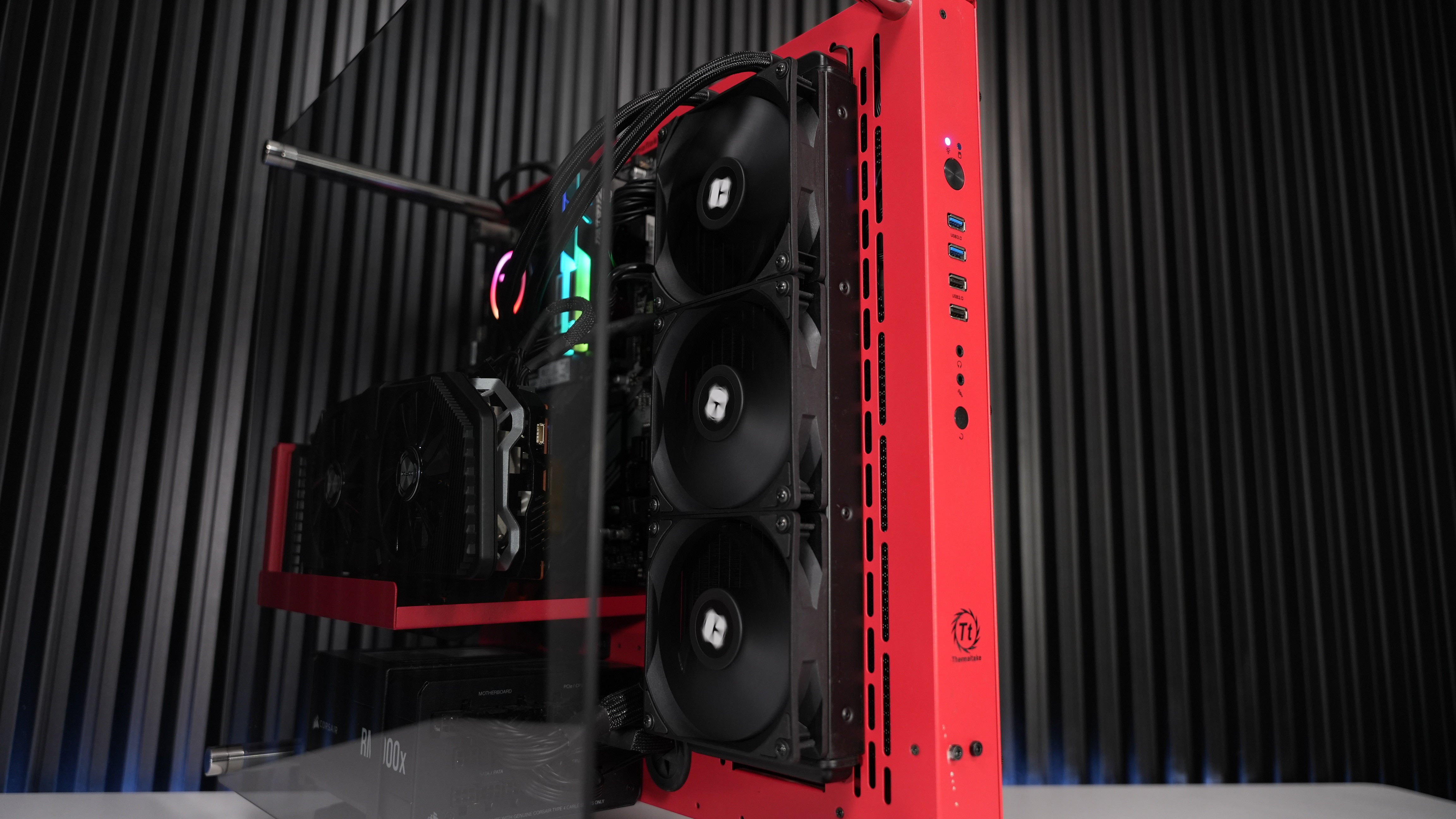 Intel i7 9700 + RX 5700XT Gaming PC