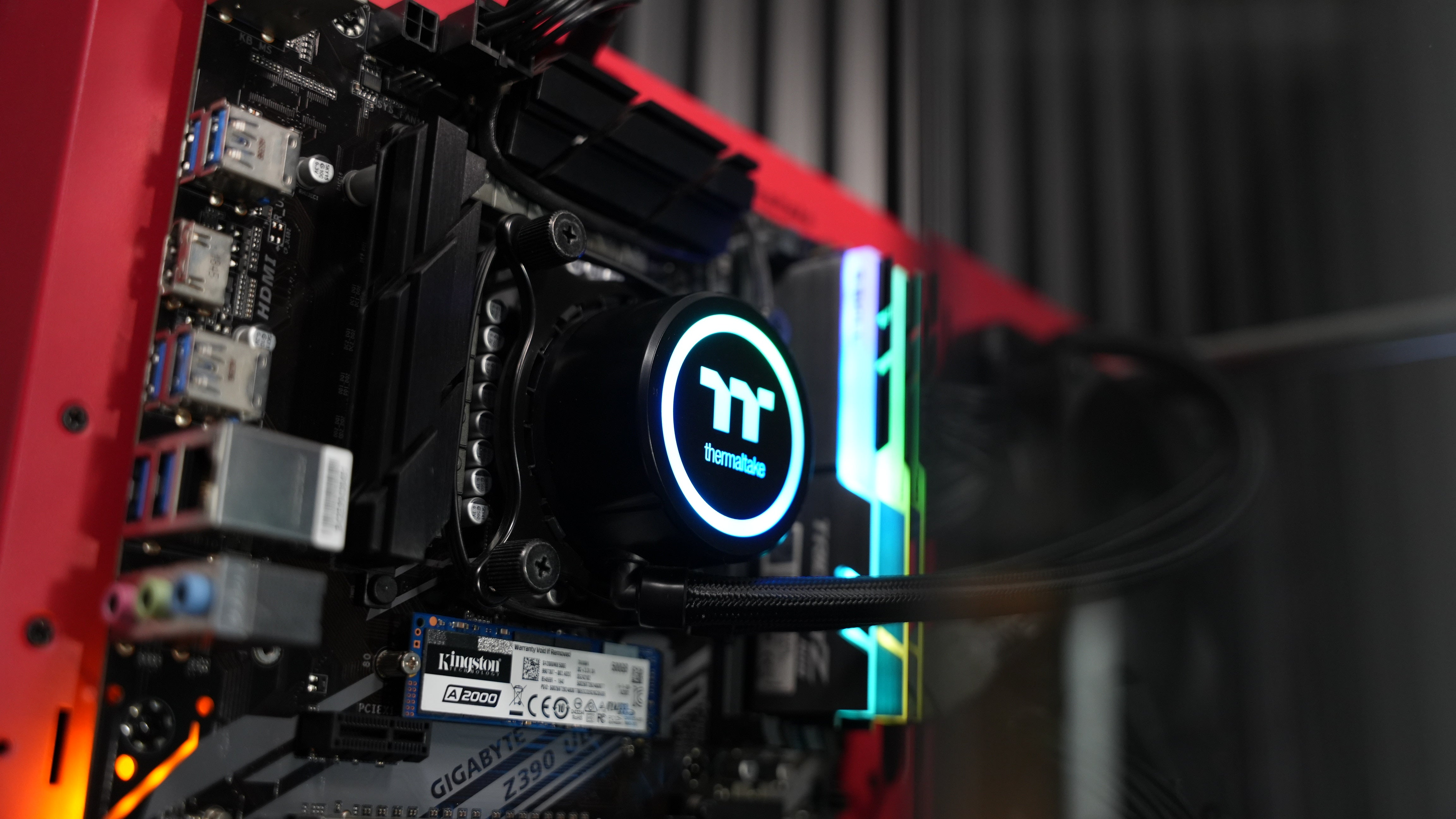 Intel i7 9700 + RX 5700XT Gaming PC