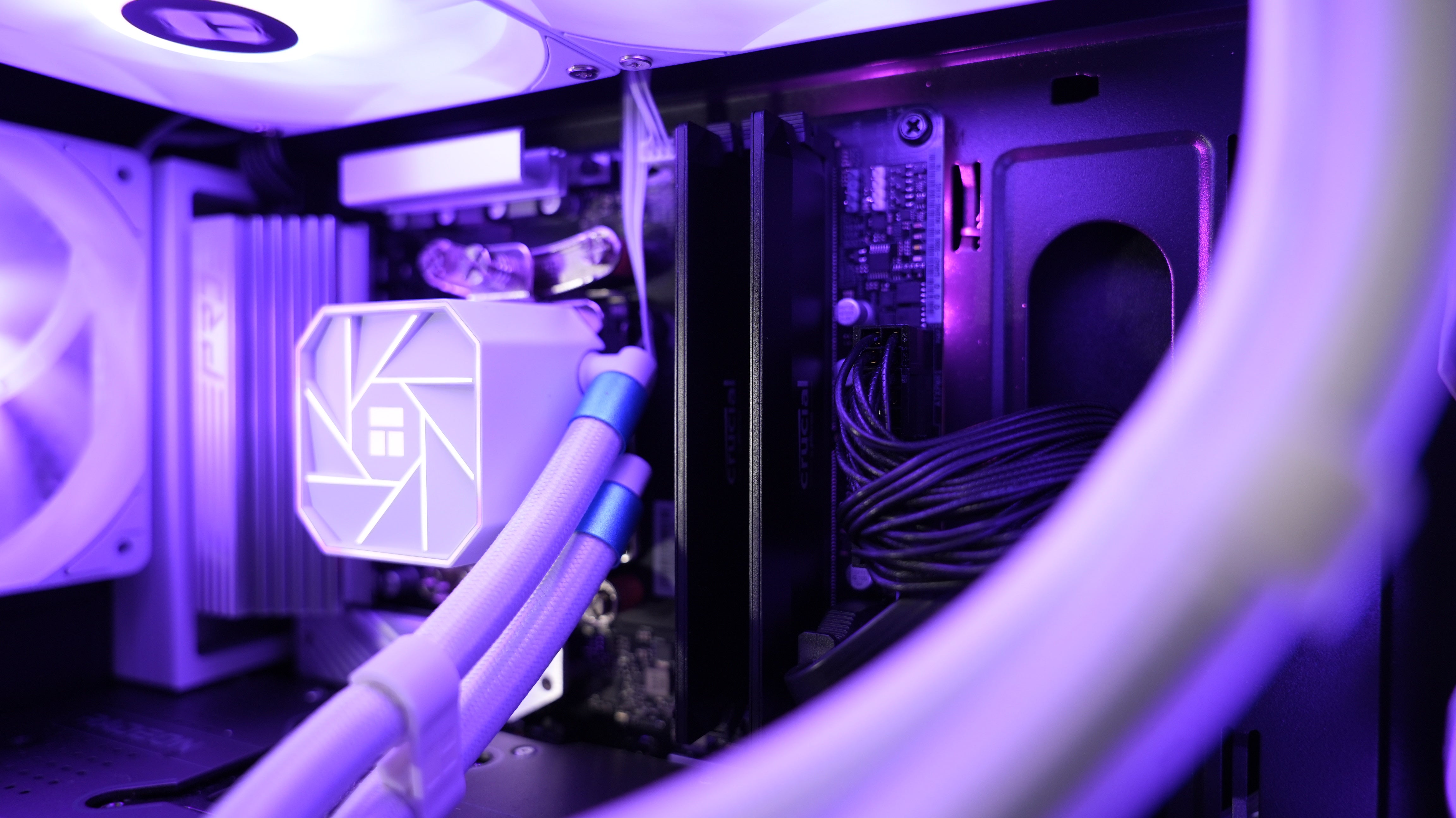 Ryzen 9 7900X + RX 7800XT Gaming/Streaming PC