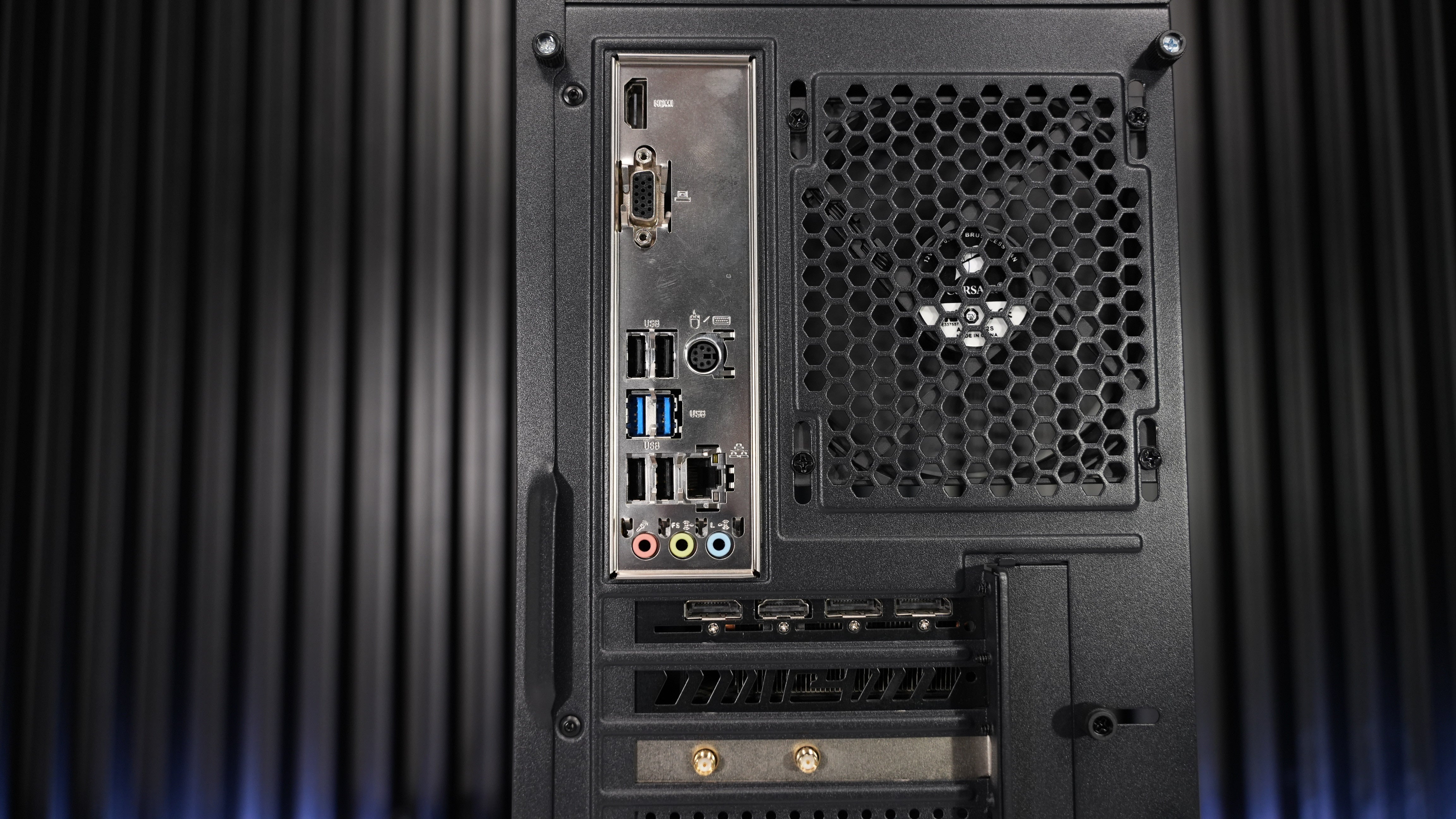 Intel i5 11400 + RX 6700XT Gaming PC