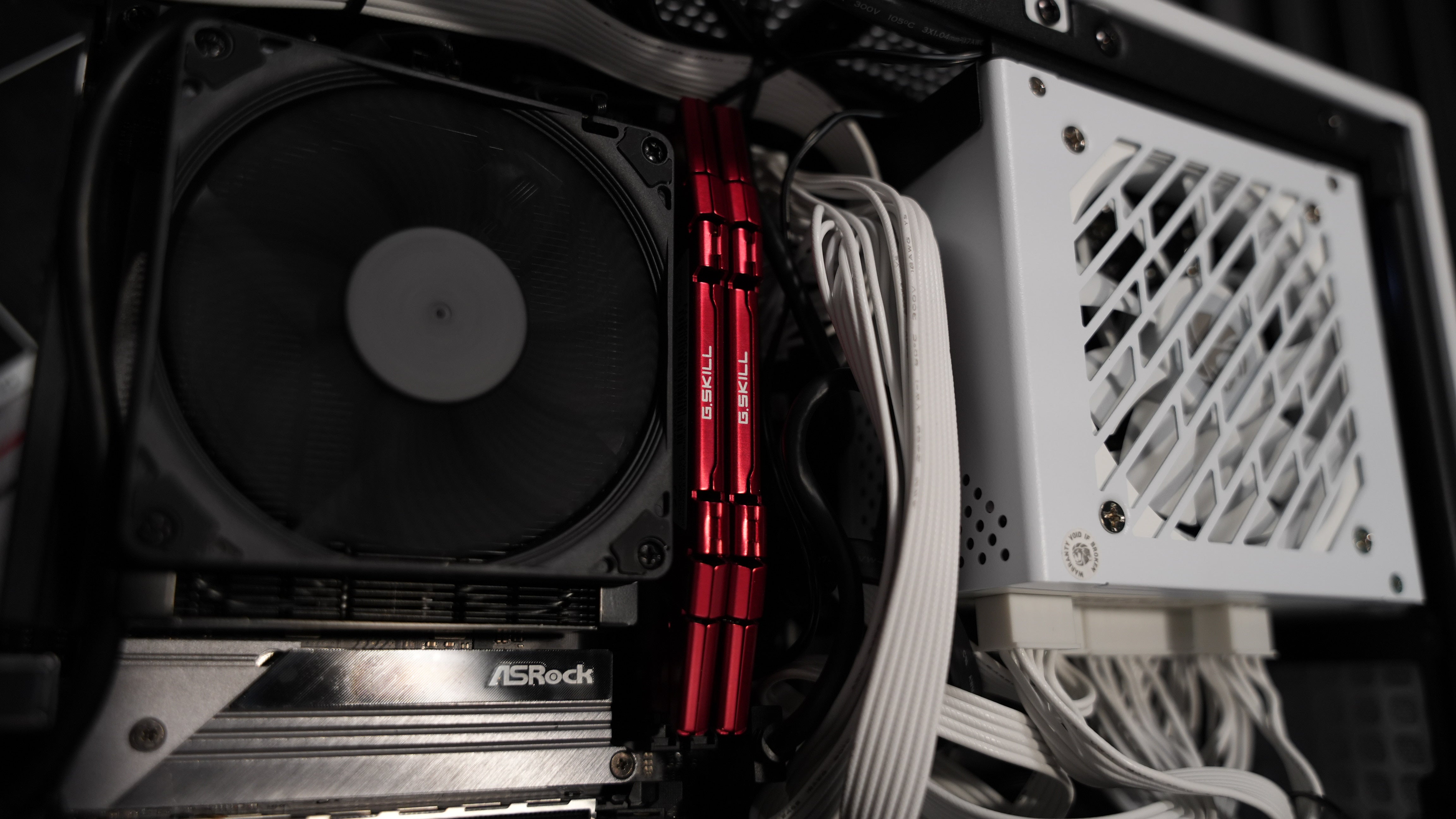 Ryzen 5 5600G + RTX 2080 Gaming PC