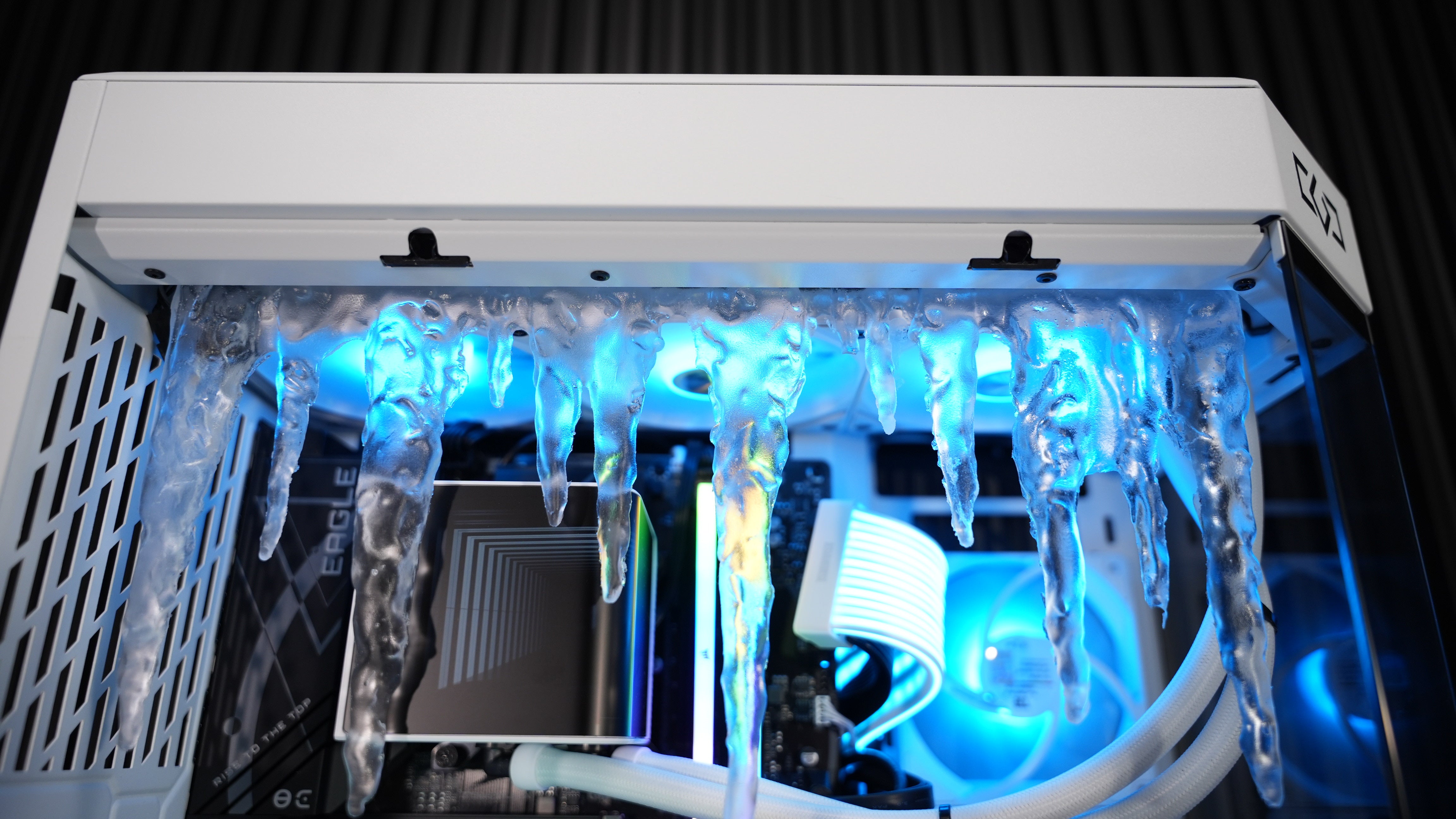 Intel i9 13900K + RX 7700XT Gaming PC