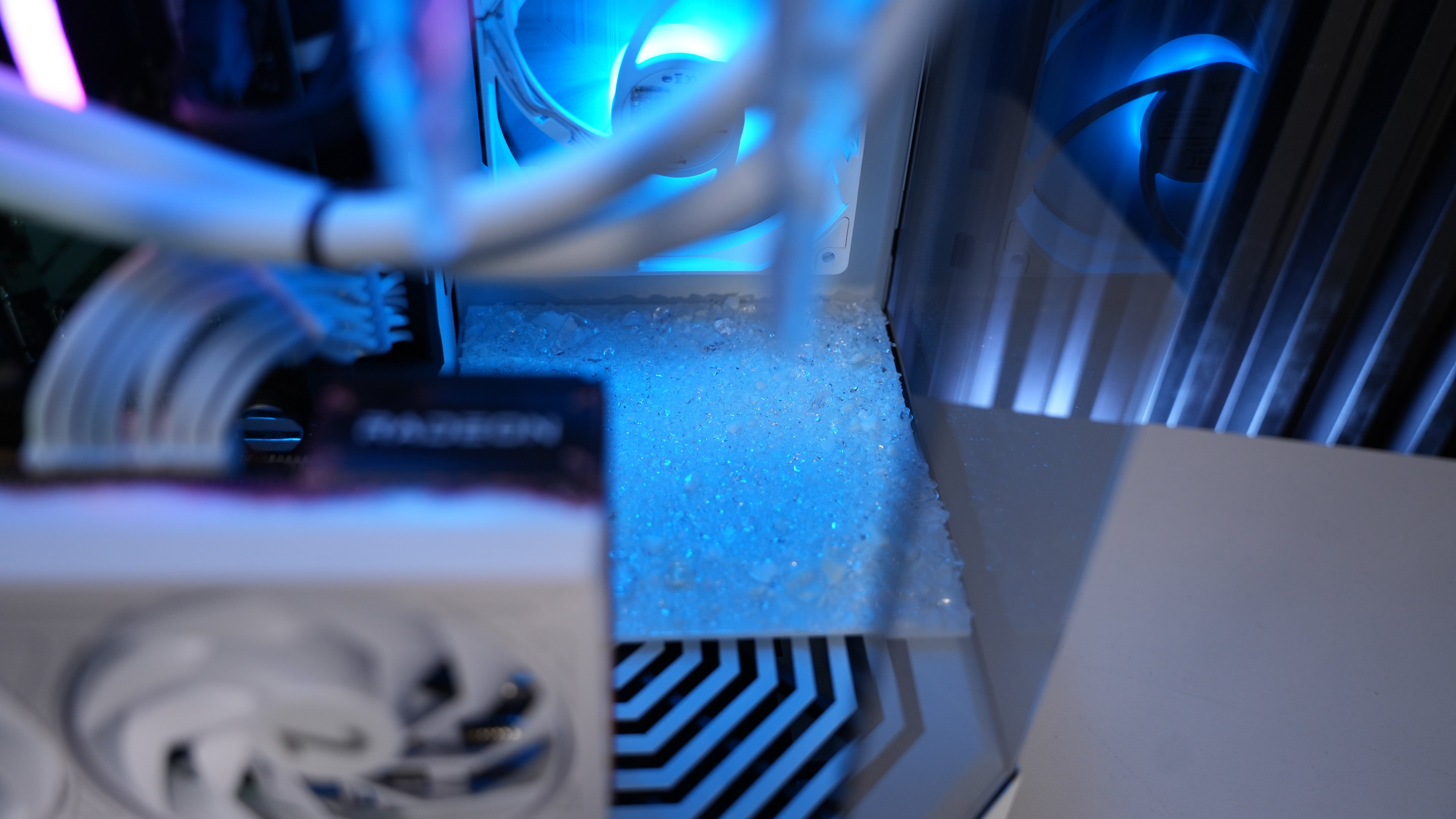 Intel i9 13900K + RX 7700XT Gaming PC