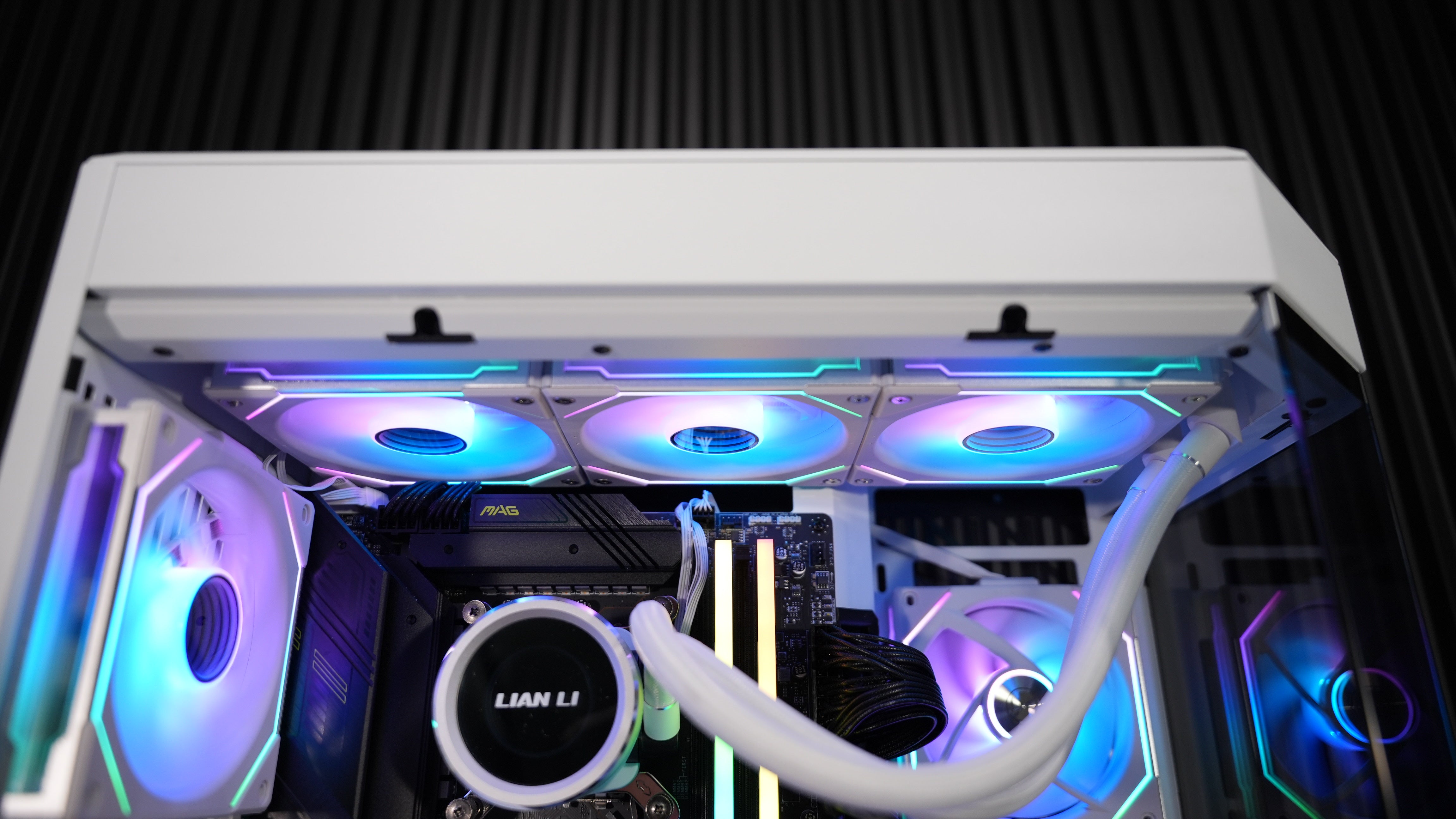 Intel i9 14900K + RTX 4070 Ti Gaming/Streaming PC