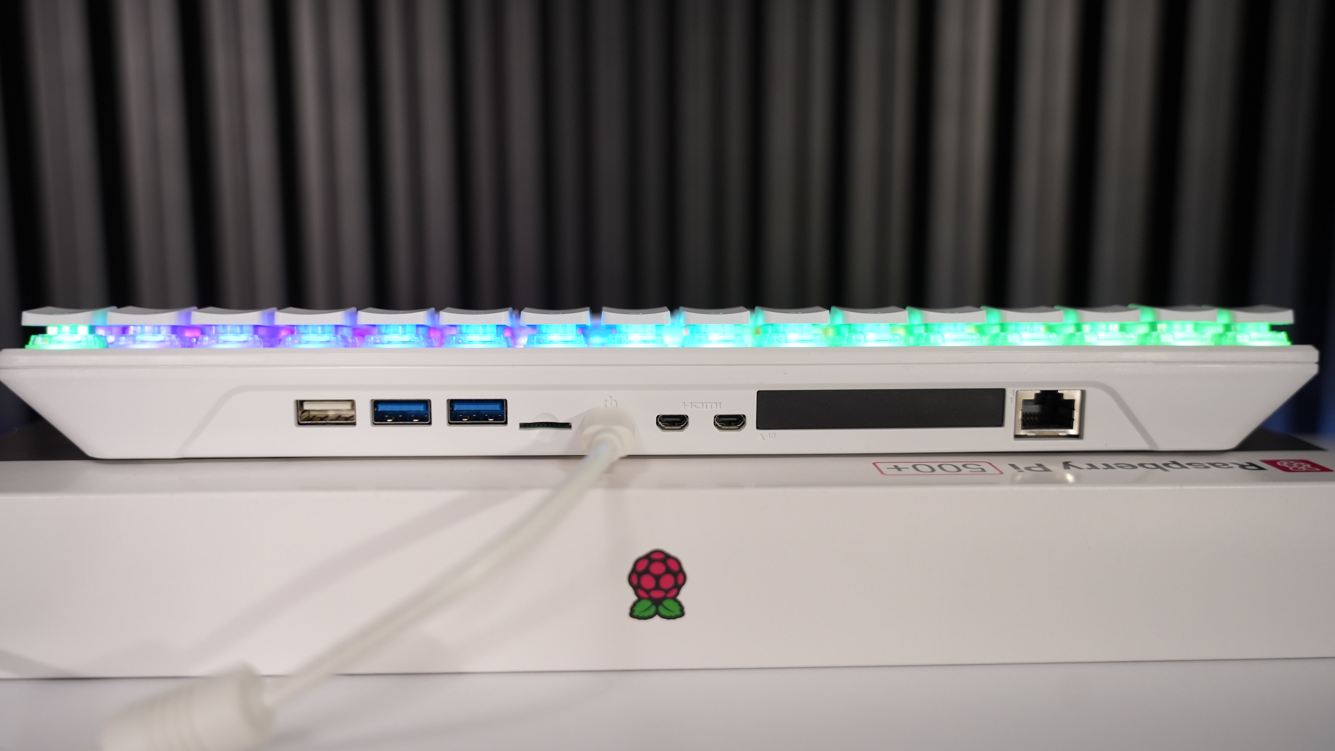 Raspberry Pi 500+ Mechanical Keyboard Combo