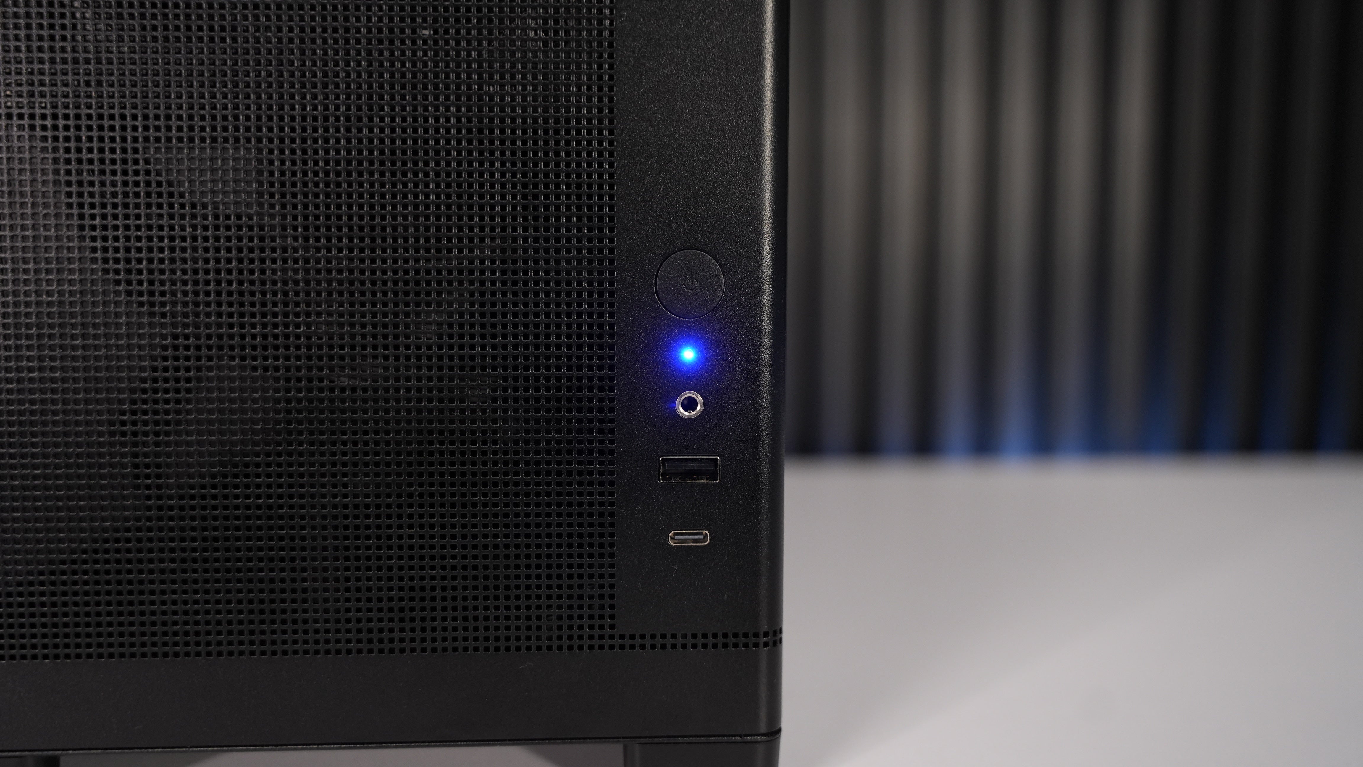 Intel i7 10700 + RTX 2080 Super Gaming PC