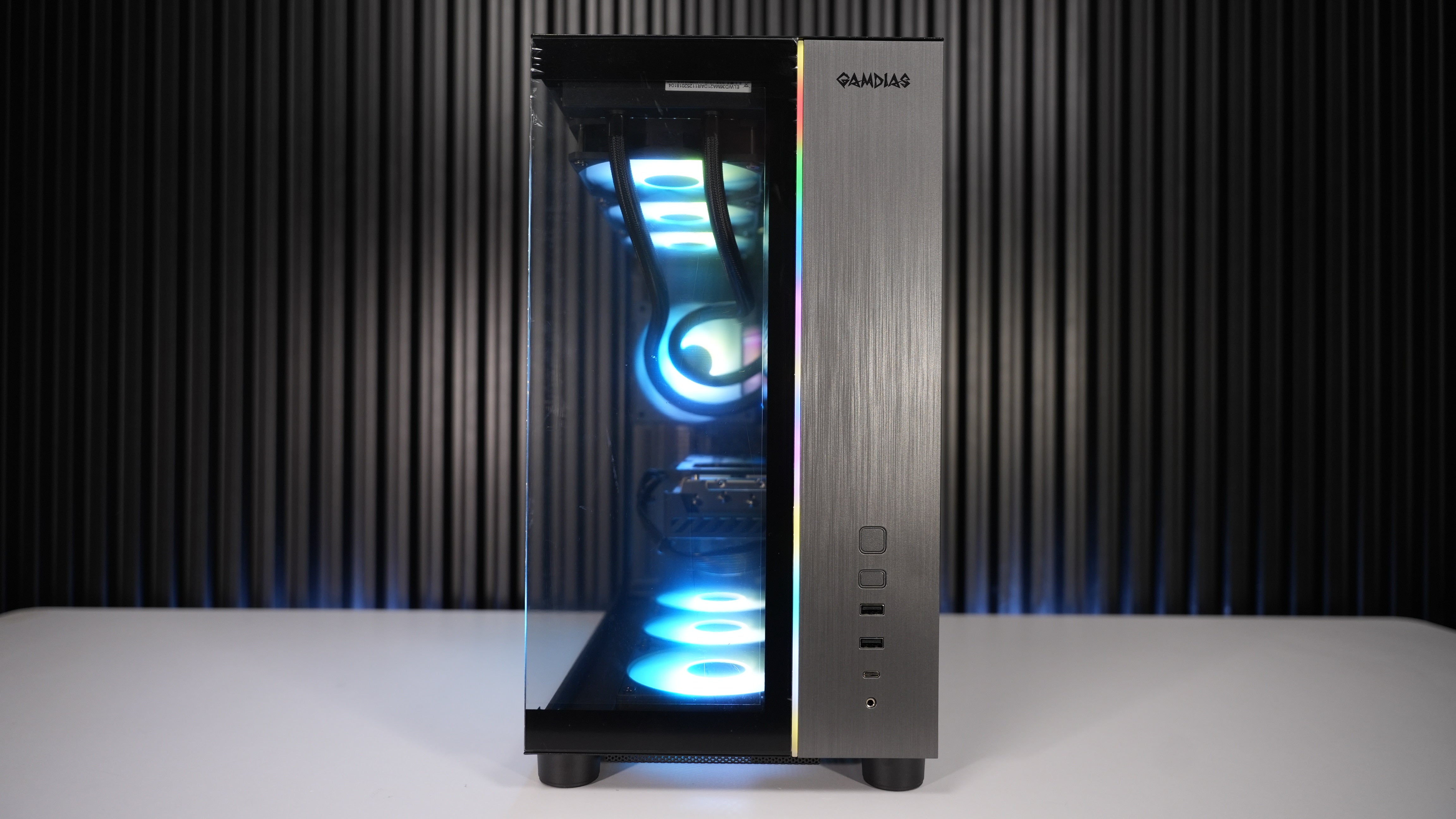 Ryzen 7 9800X3D + RX 9070 Gaming/Streaming PC