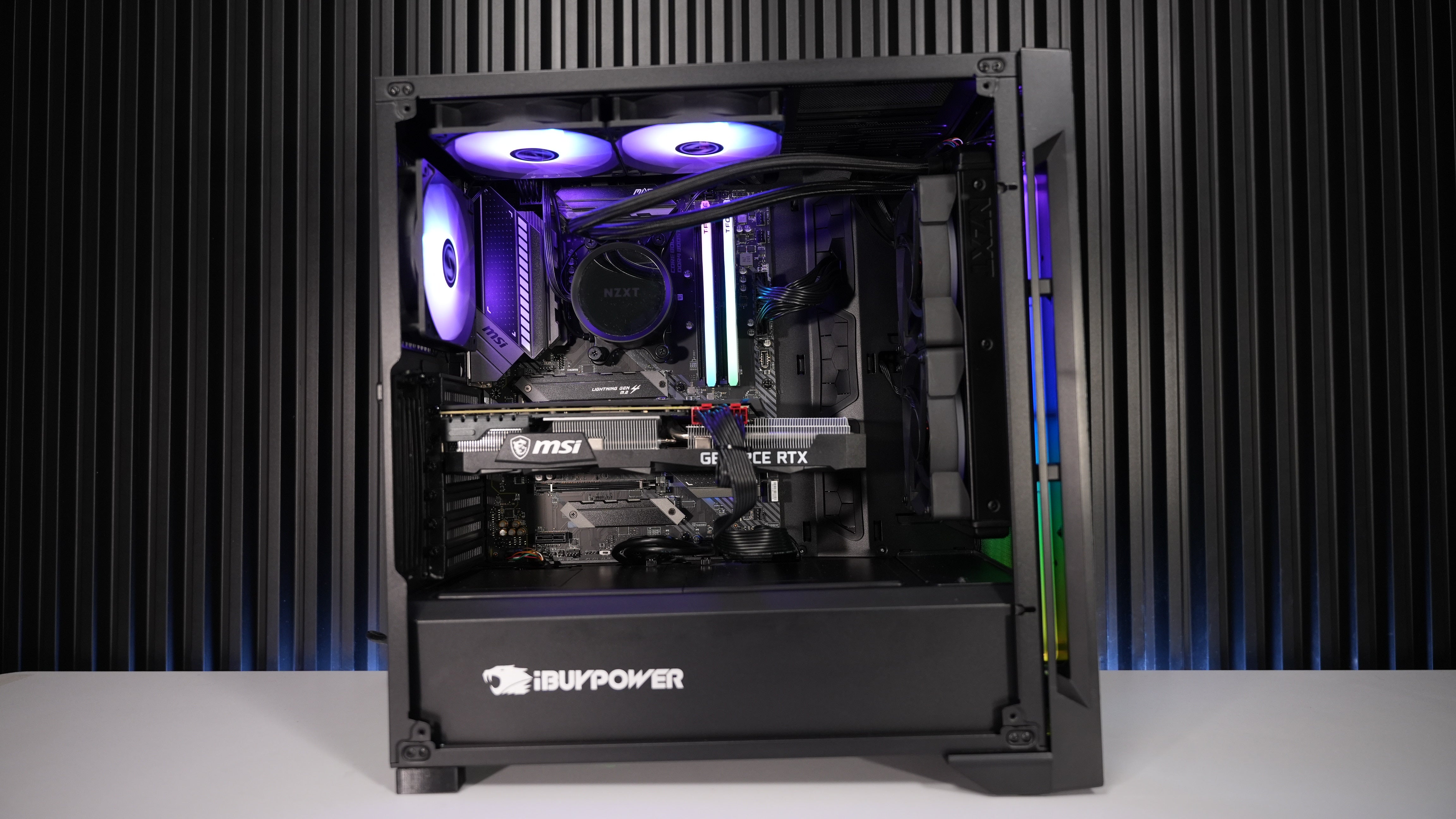 Ryzen 5 5600X + RTX 3070 Gaming PC