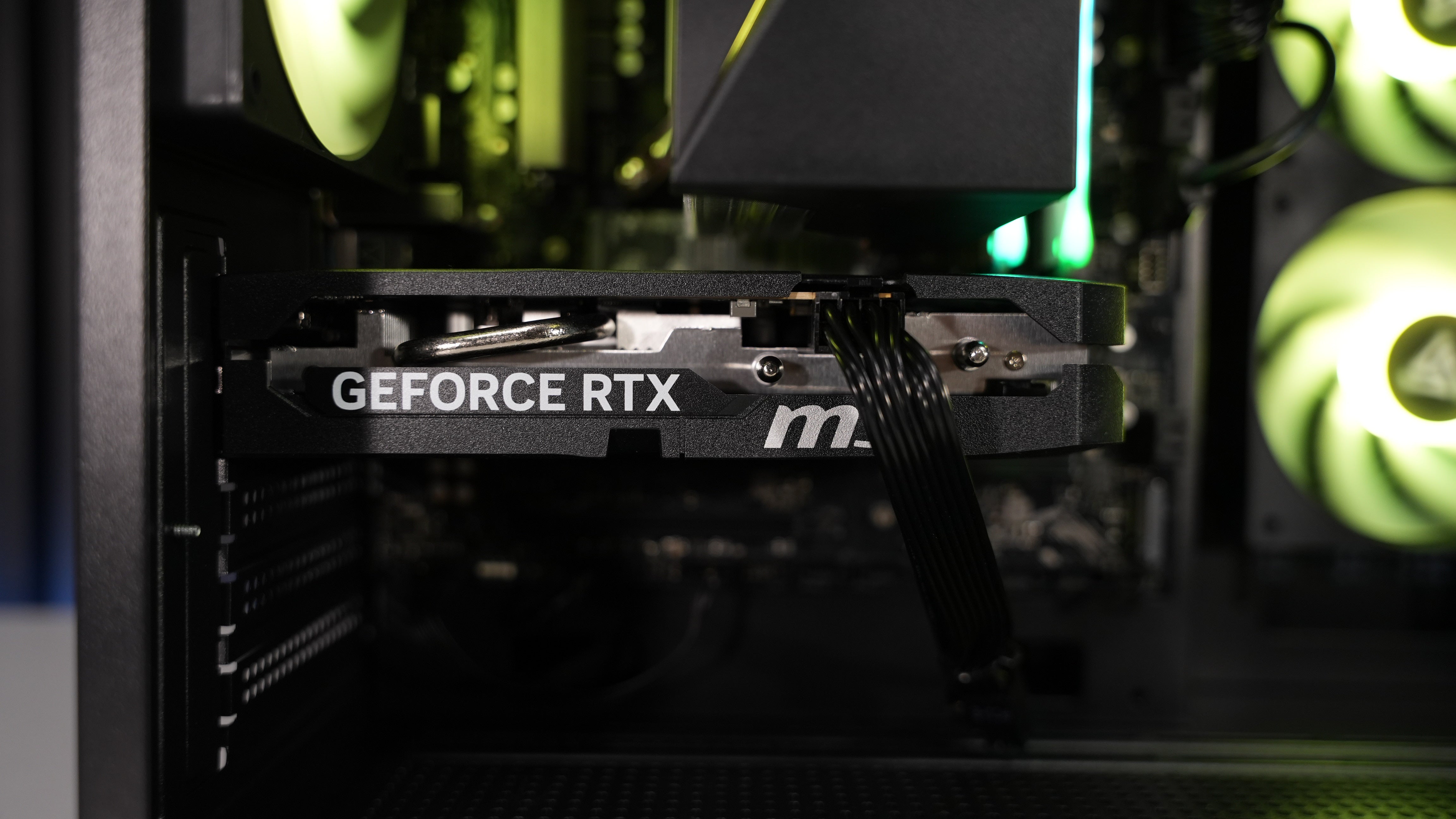 Intel i5 14400F + RTX 5060 Gaming PC