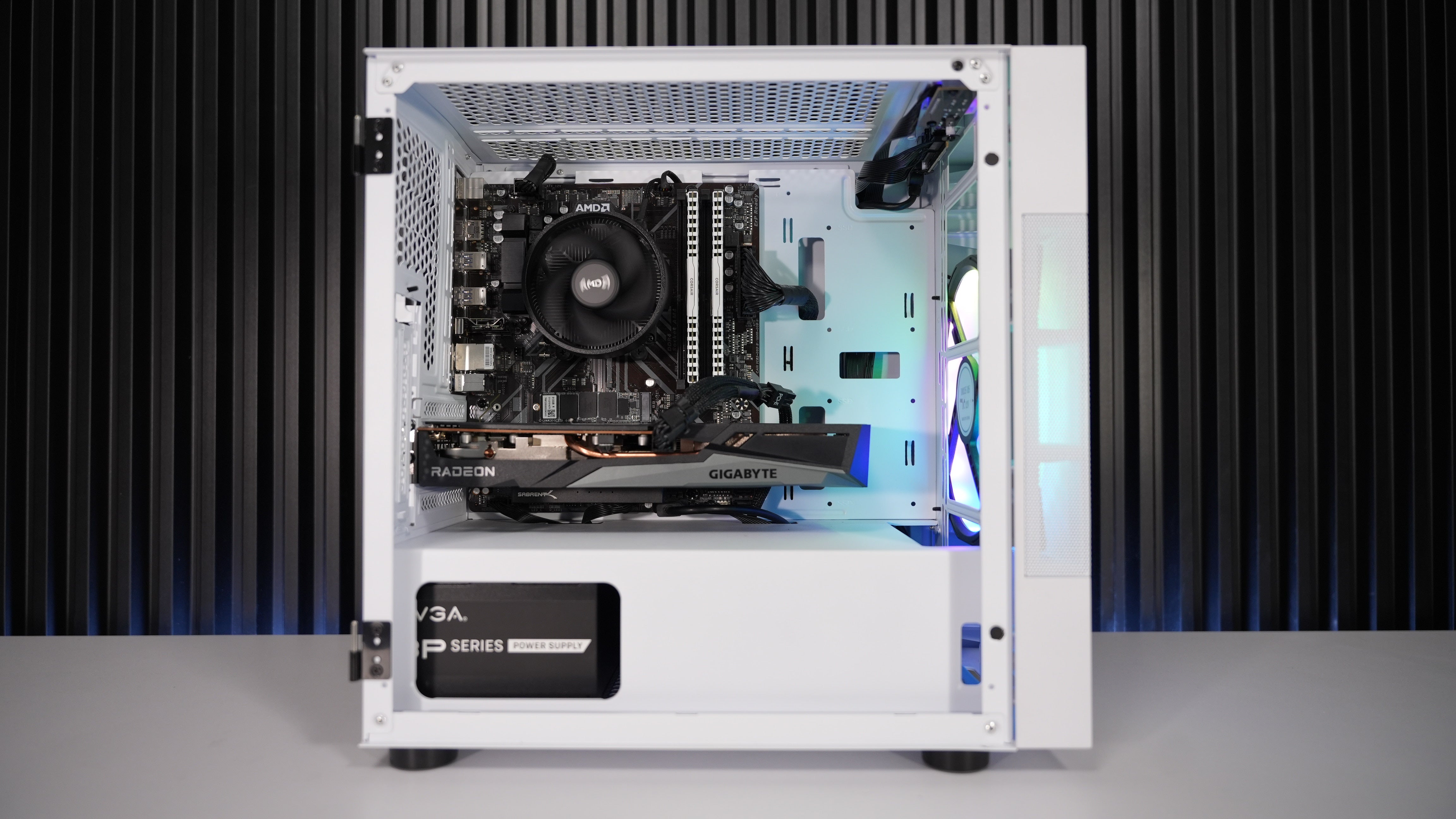 Ryzen 5 5600G + RX 6500XT Gaming PC