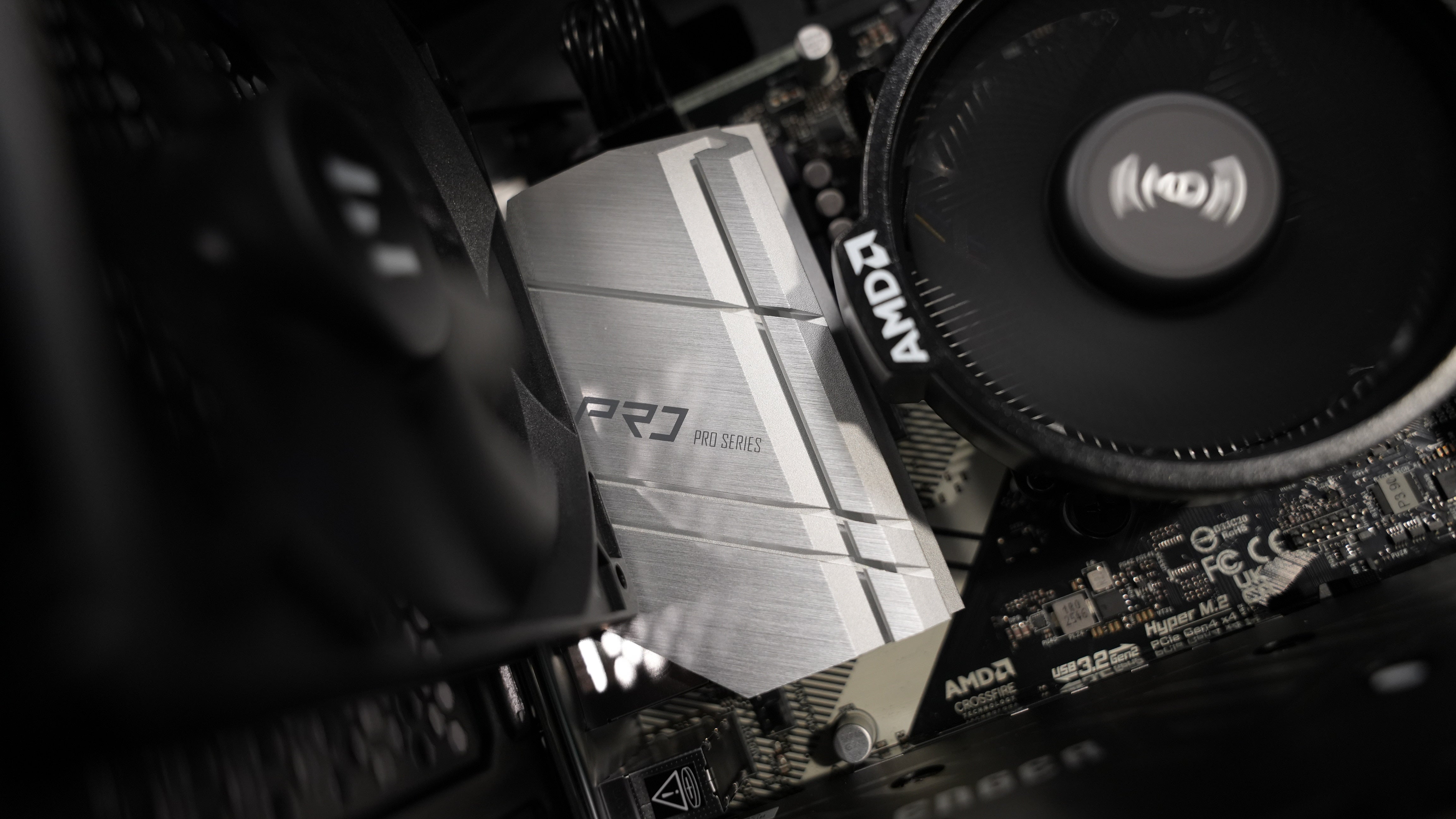 Ryzen 5 5500 + Intel Arc B570 Gaming PC