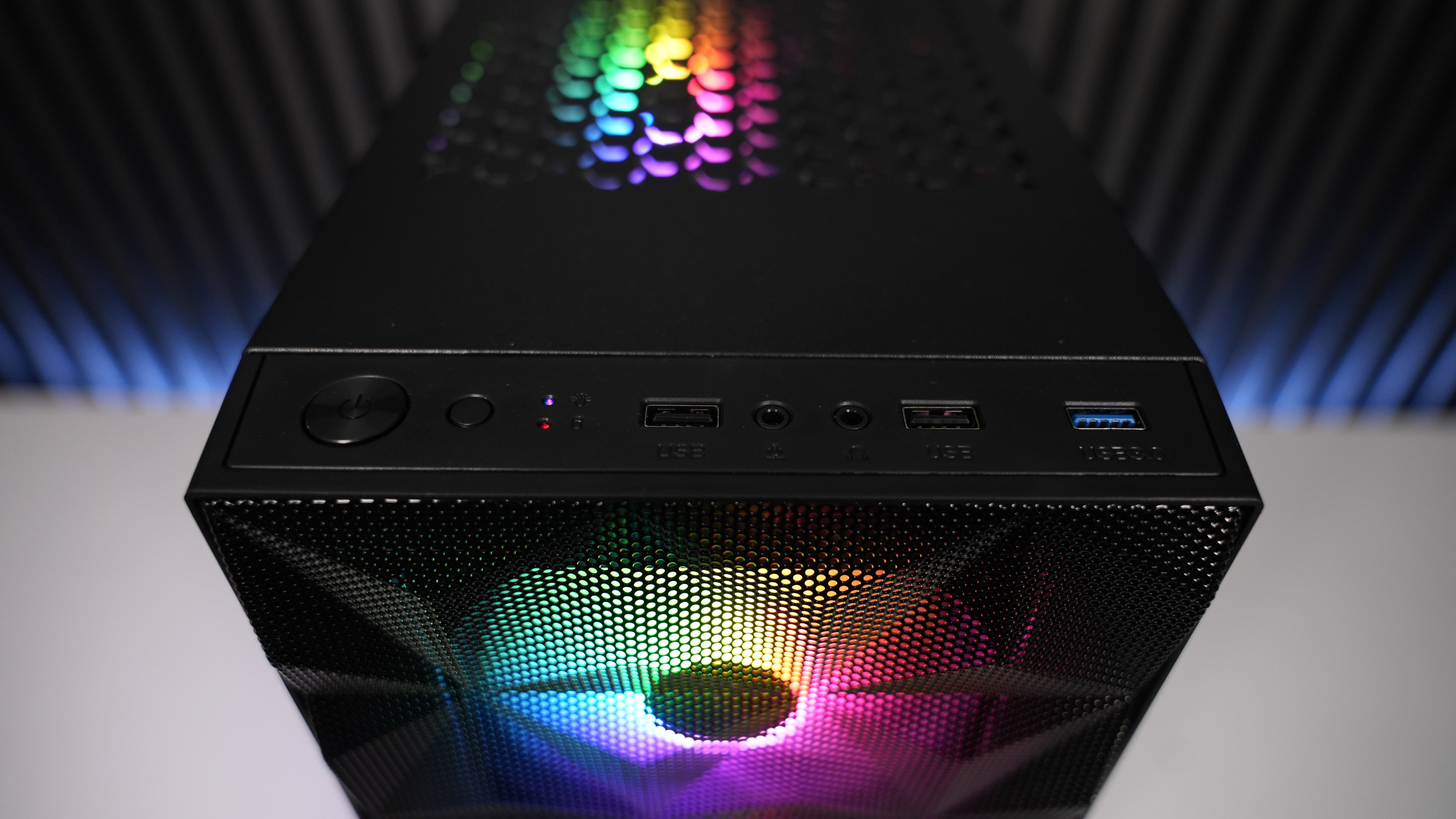 Ryzen 5 5600 + RX 590 Gaming PC