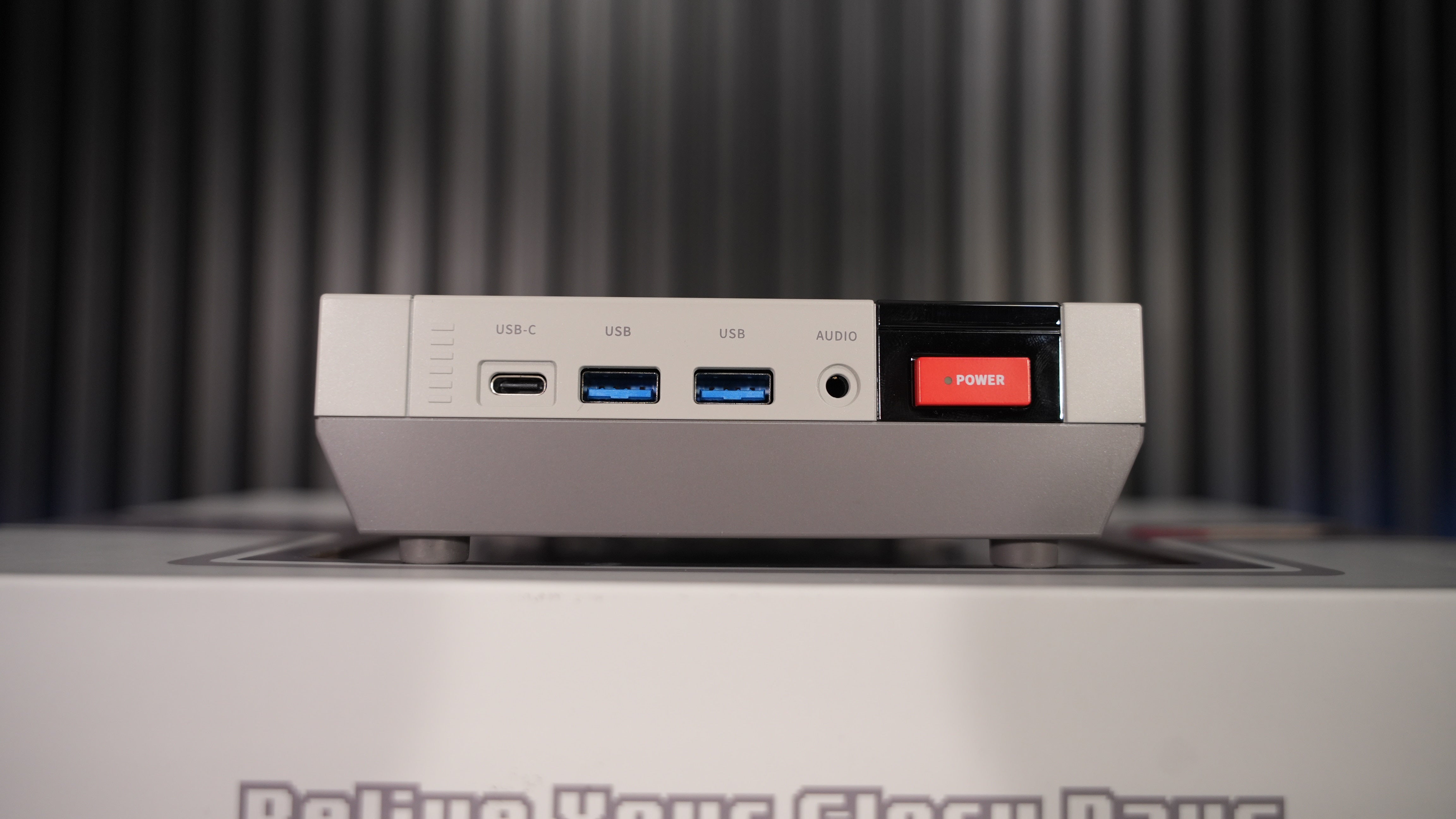 Ryzen 9 AI HX 370 - Mini PC