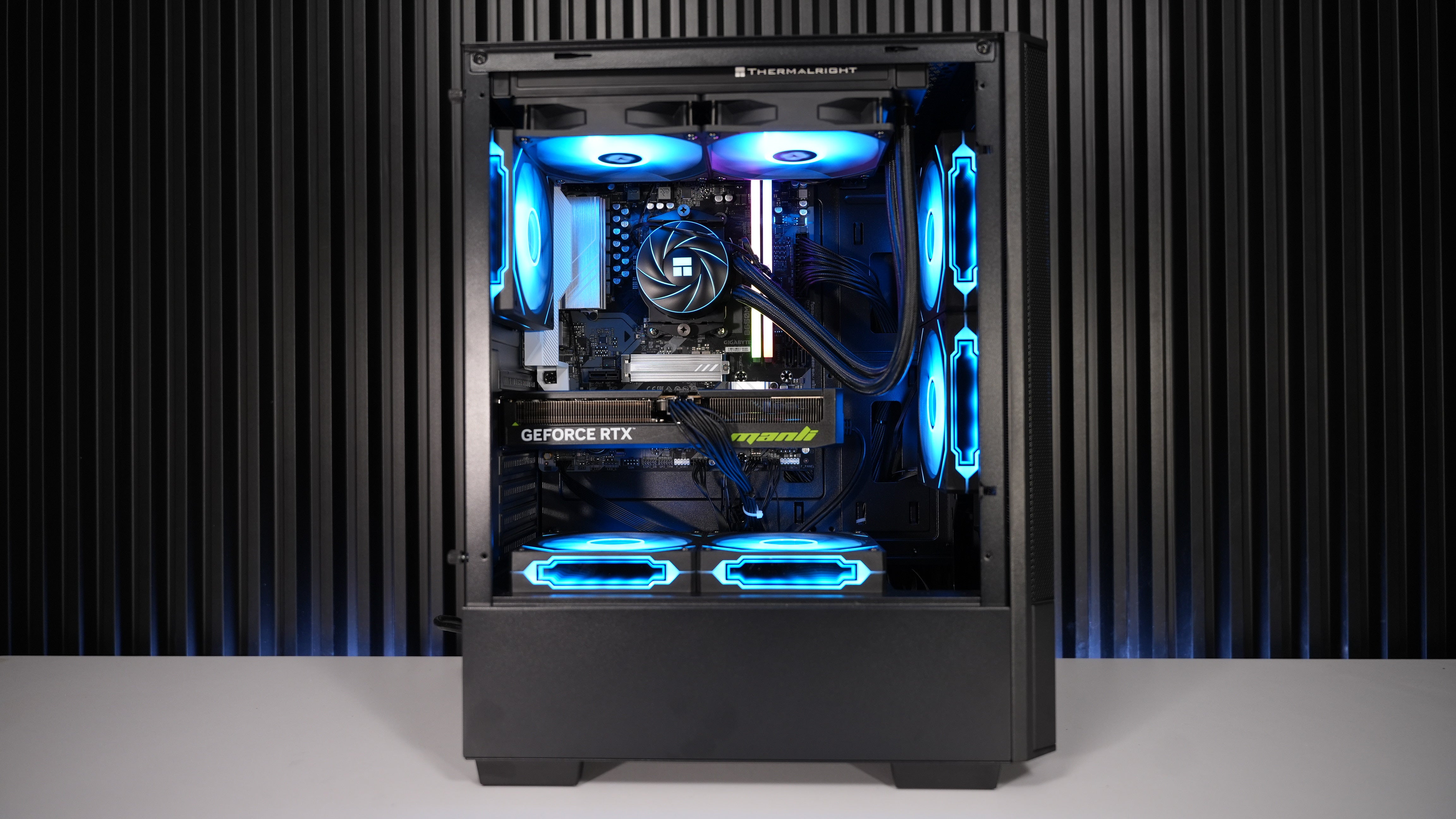Ryzen 5 9600X + RTX 5060Ti Gaming PC
