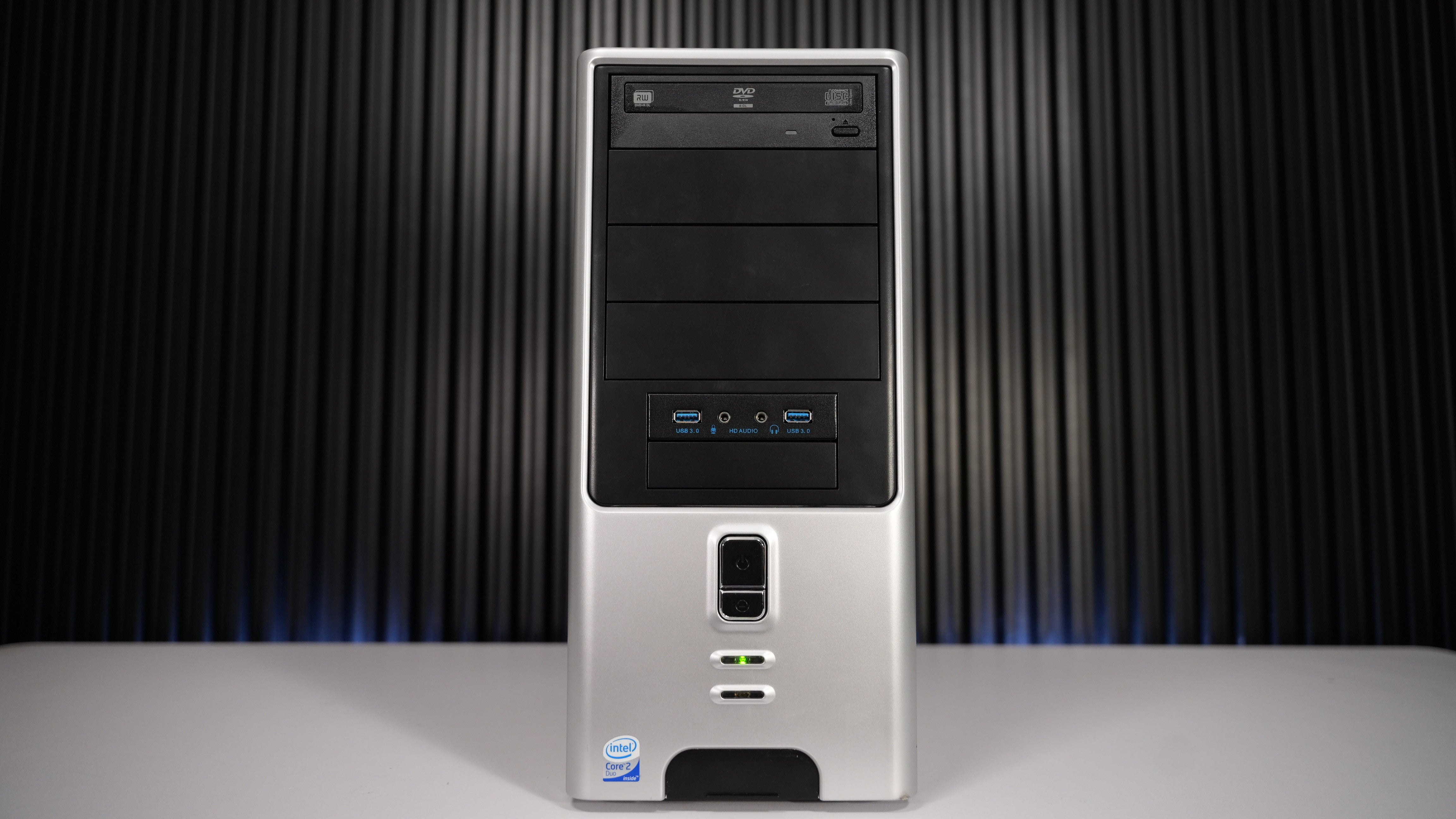 Intel i9 9900K + RTX 3070 Sleeper Gaming PC