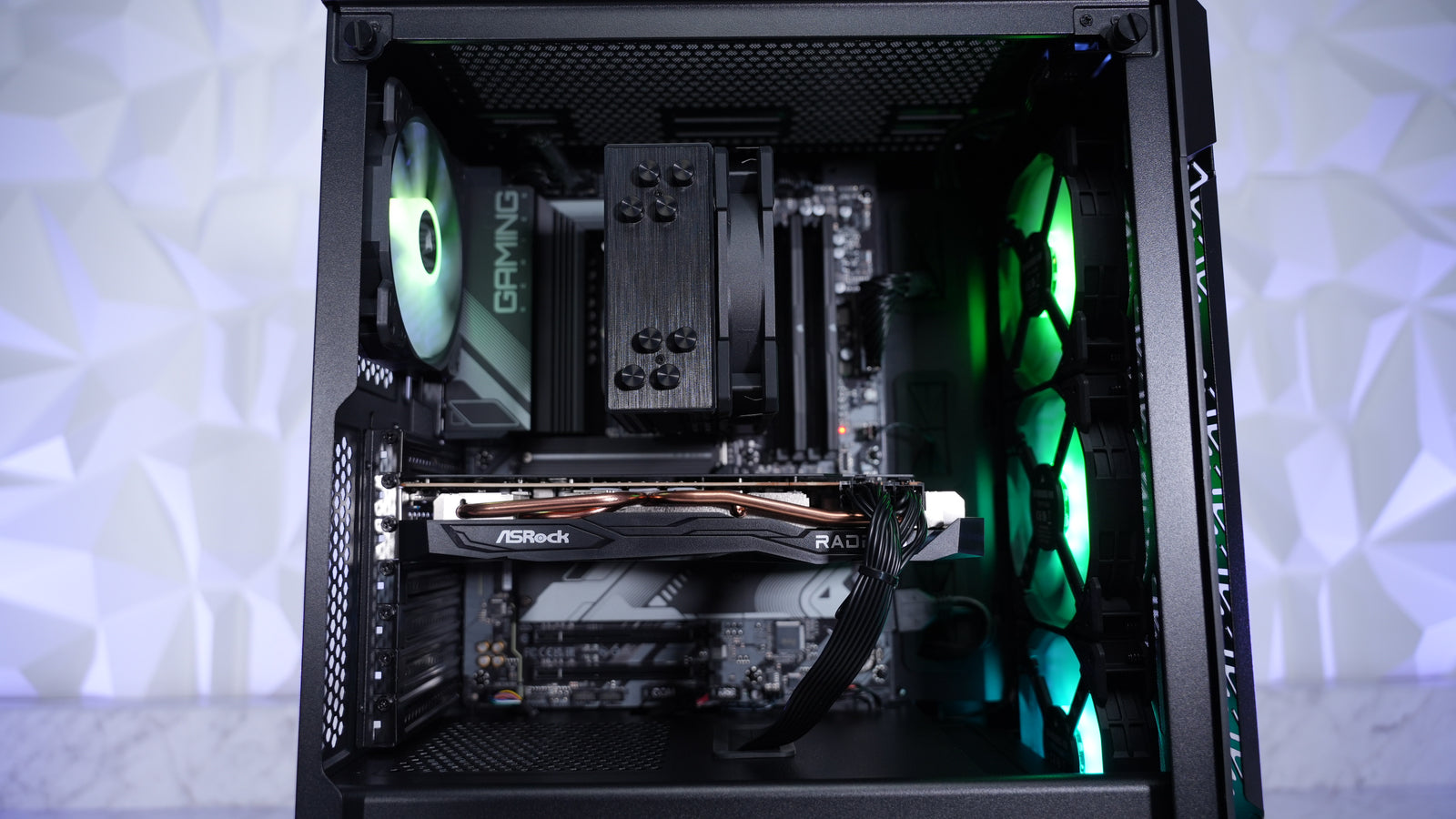 Ryzen 5 7600X + RX 6700XT Gaming/Streaming PC