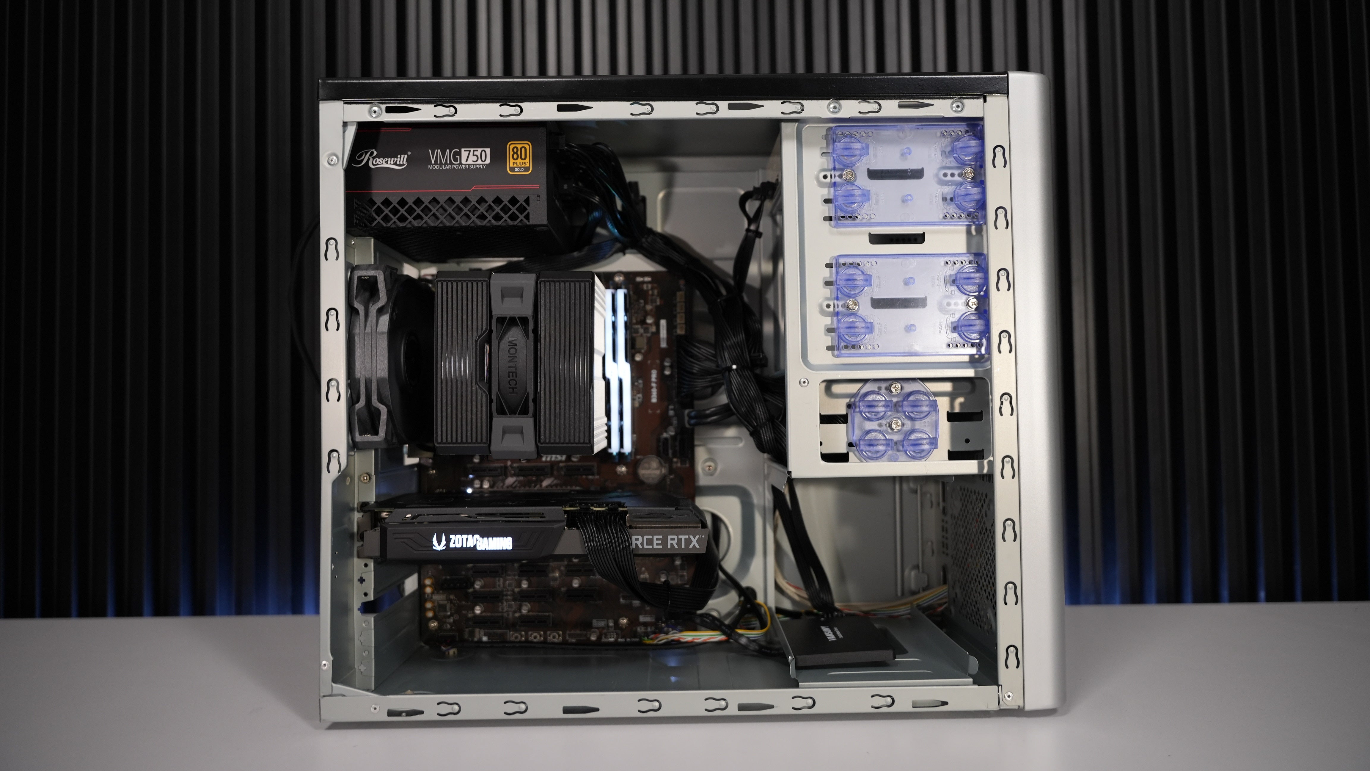Intel i9 9900K + RTX 3070 Sleeper Gaming PC