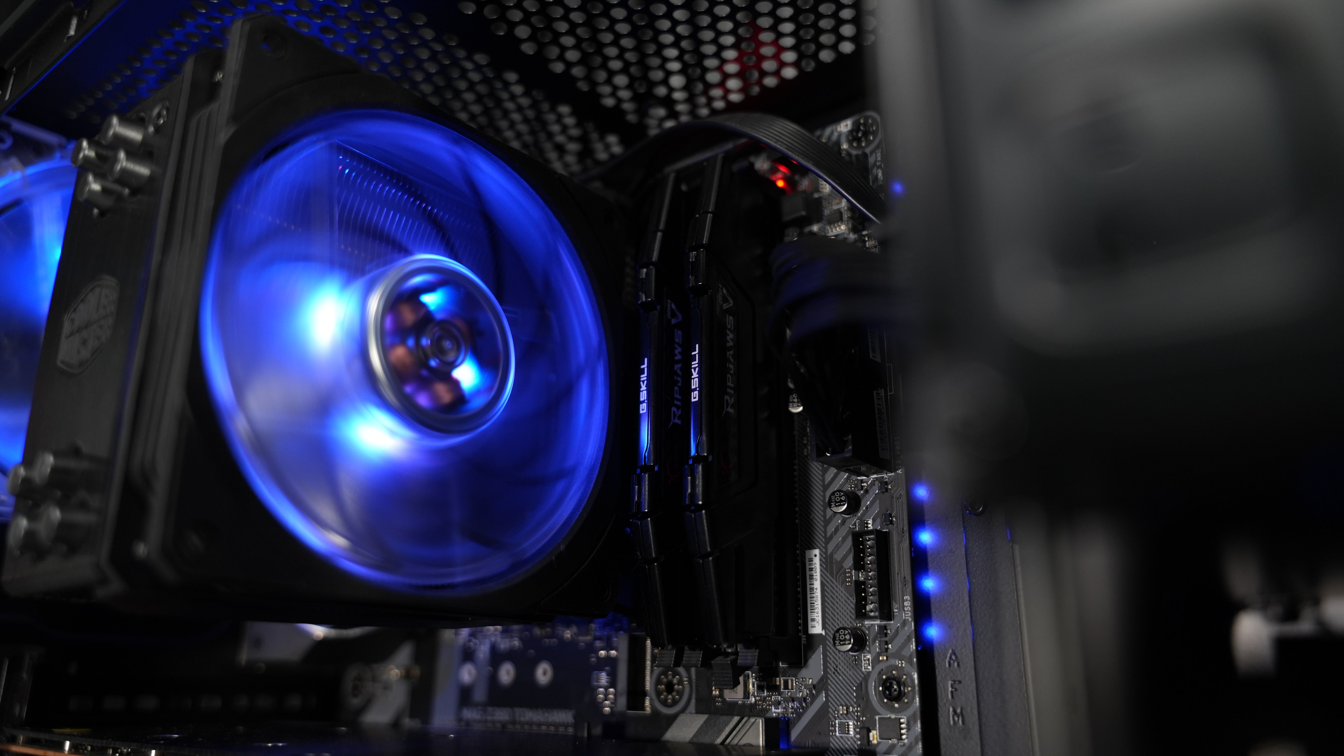 Intel i7 8700K + RX 5600XT Gaming PC