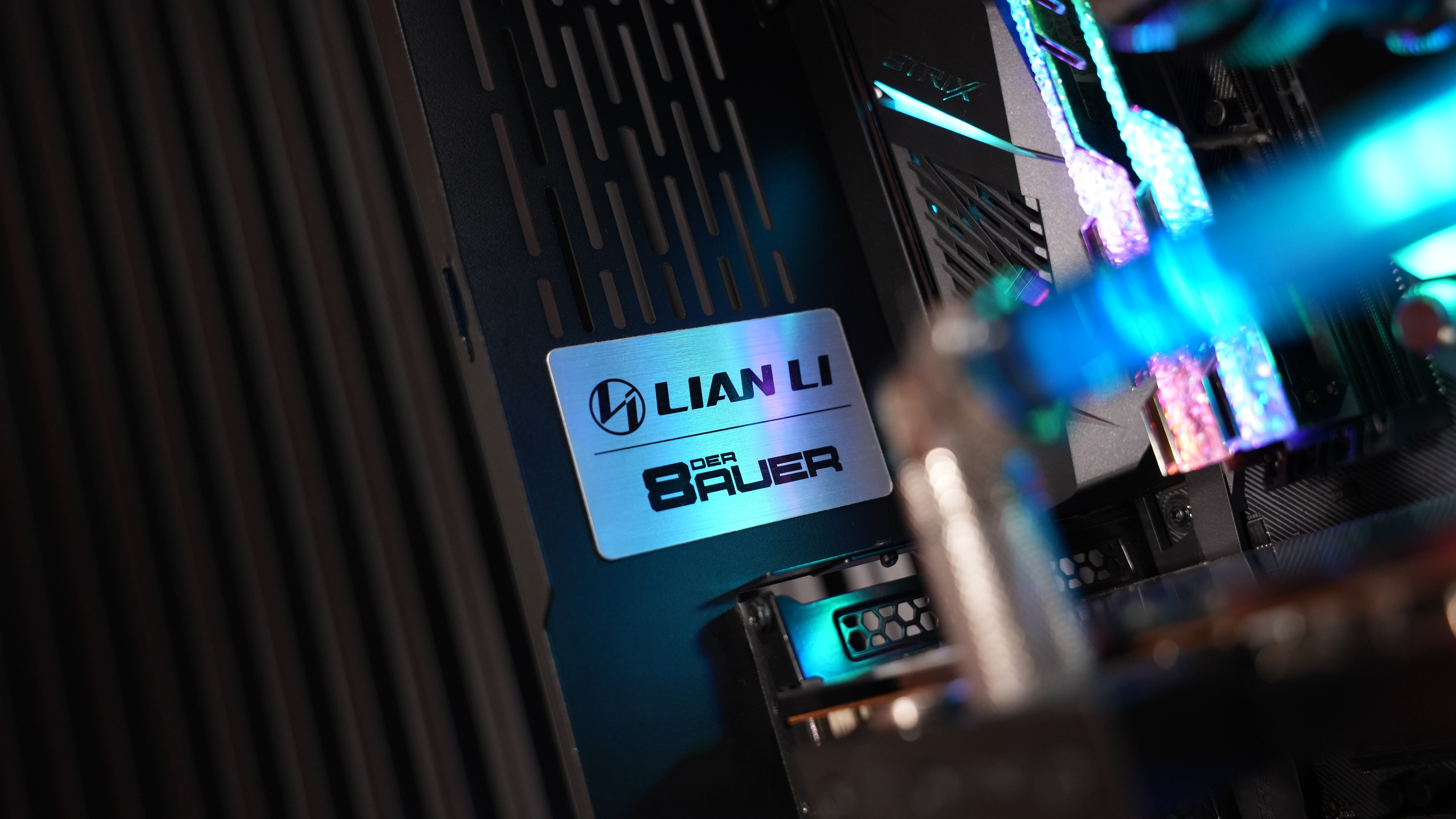Ryzen Threadripper 2920X + RX 5700XT Gaming PC