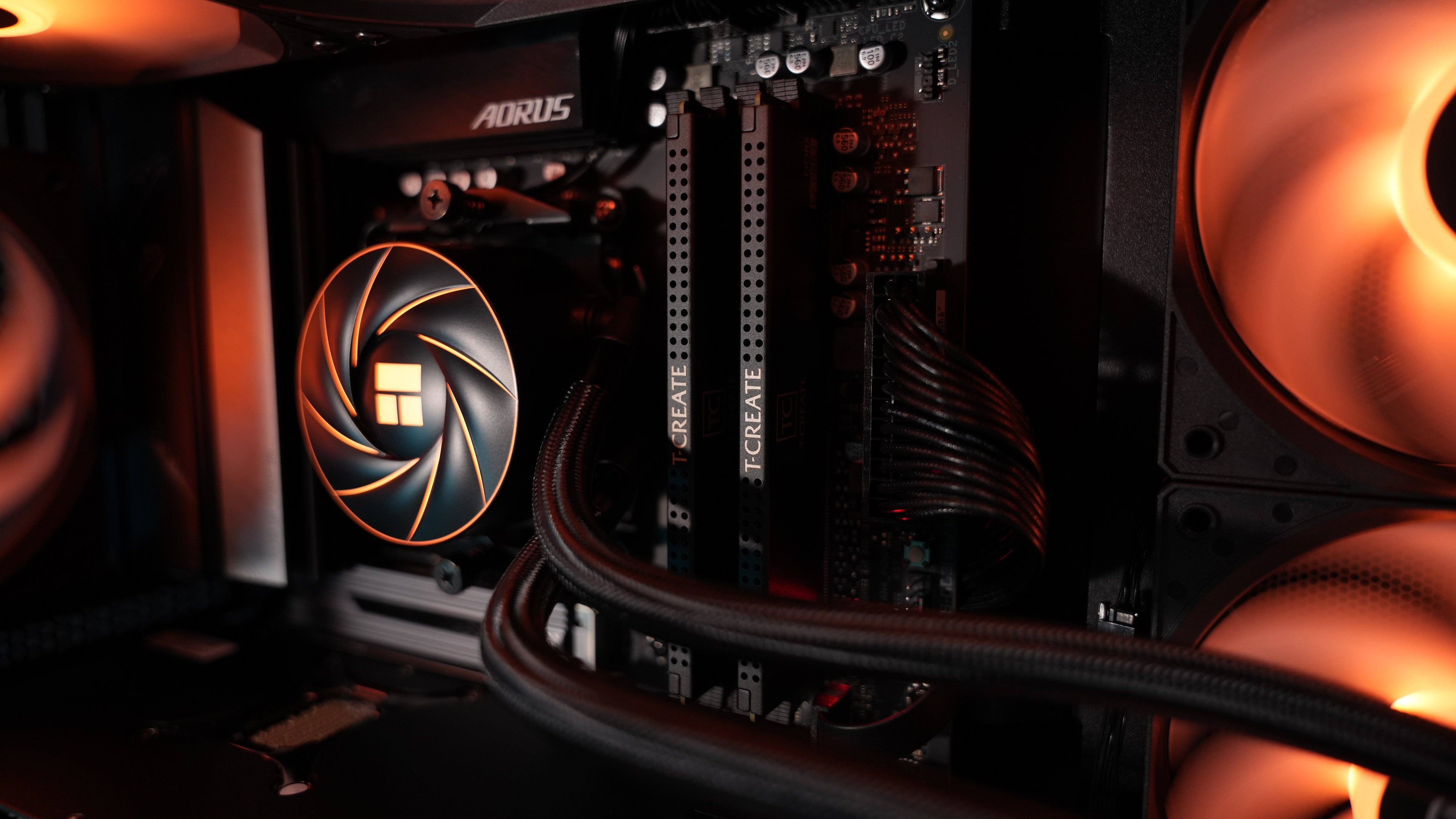 Ryzen 7 7800X3D + RX 9070 Gaming/Streaming PC