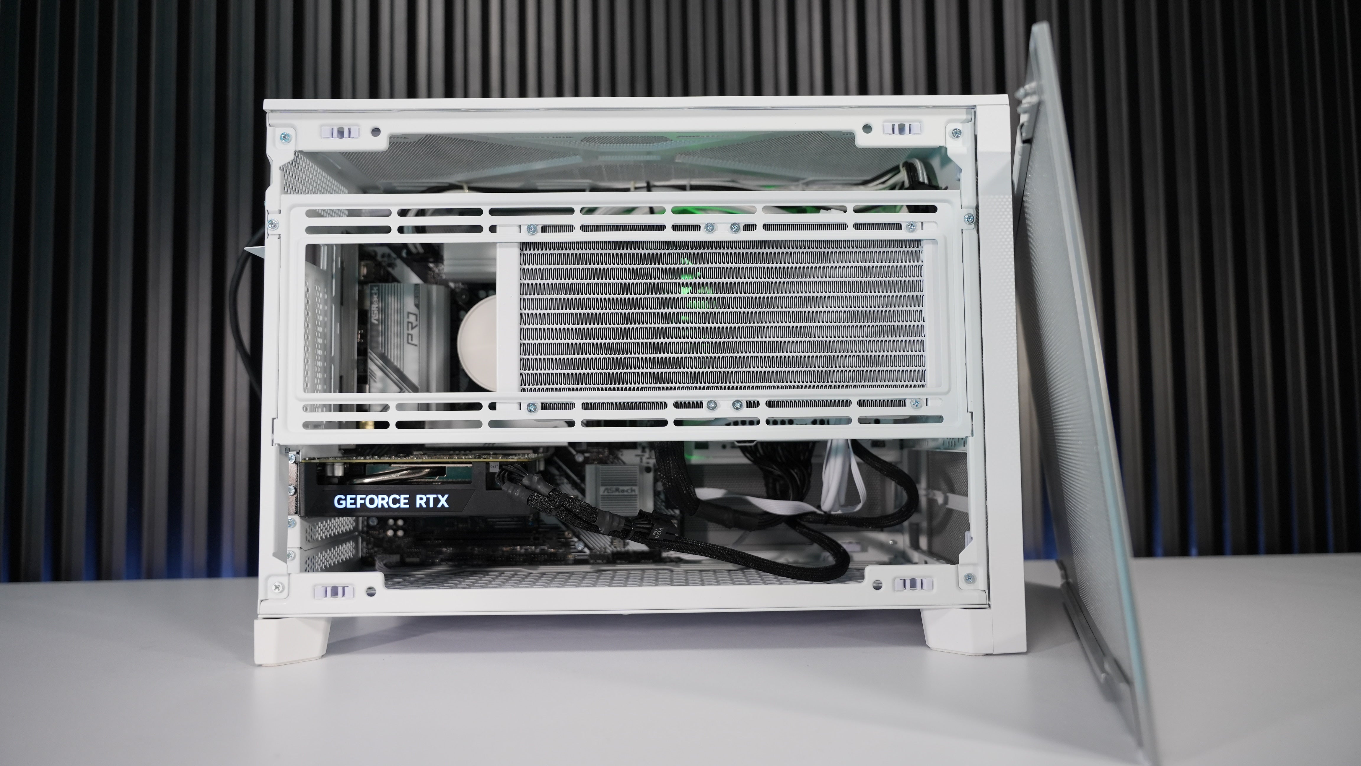 Intel i7 14700F + RTX 4060 Gaming PC