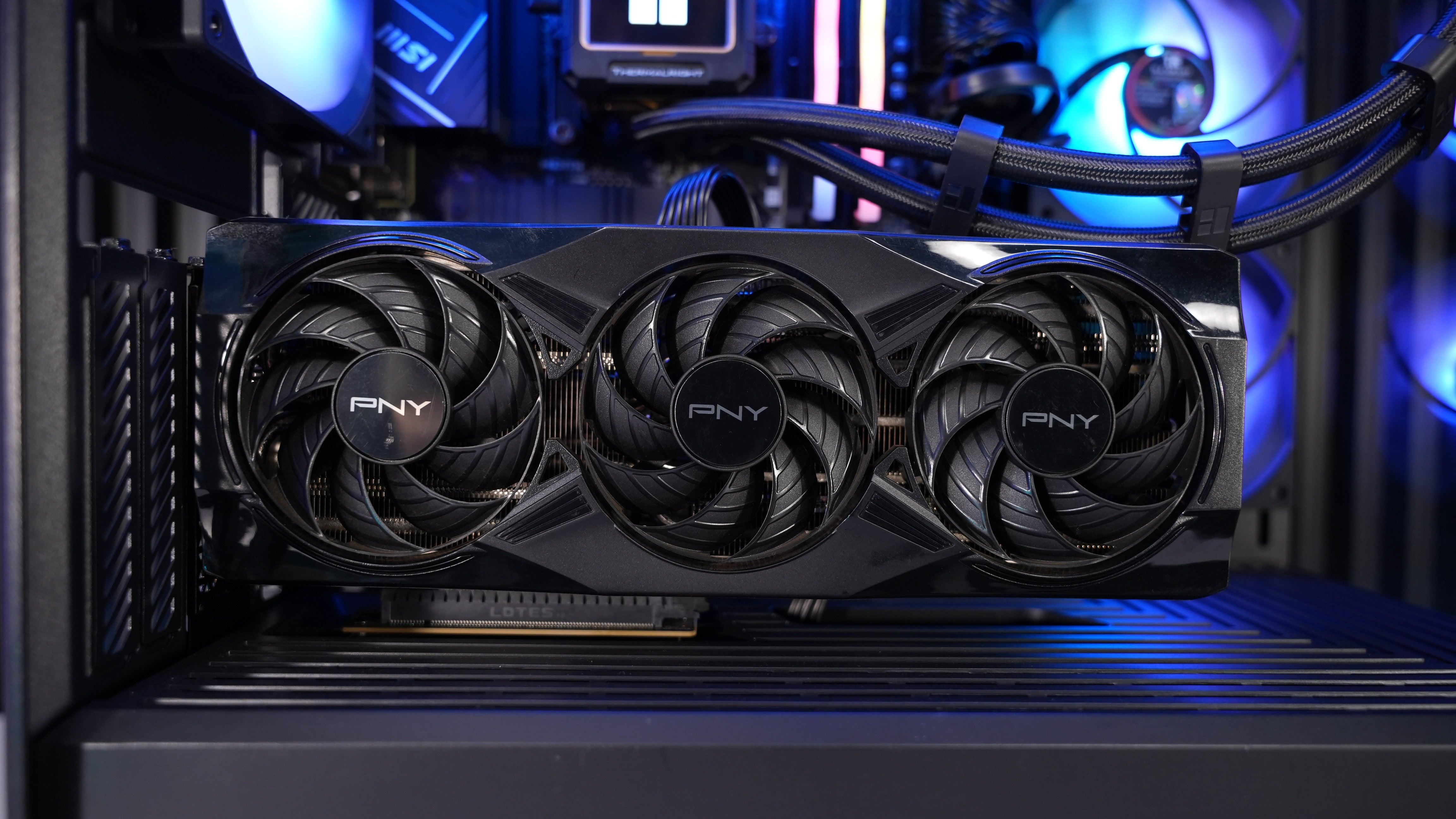 Intel i7 14700KF + RTX 5070 Gaming/Streaming PC