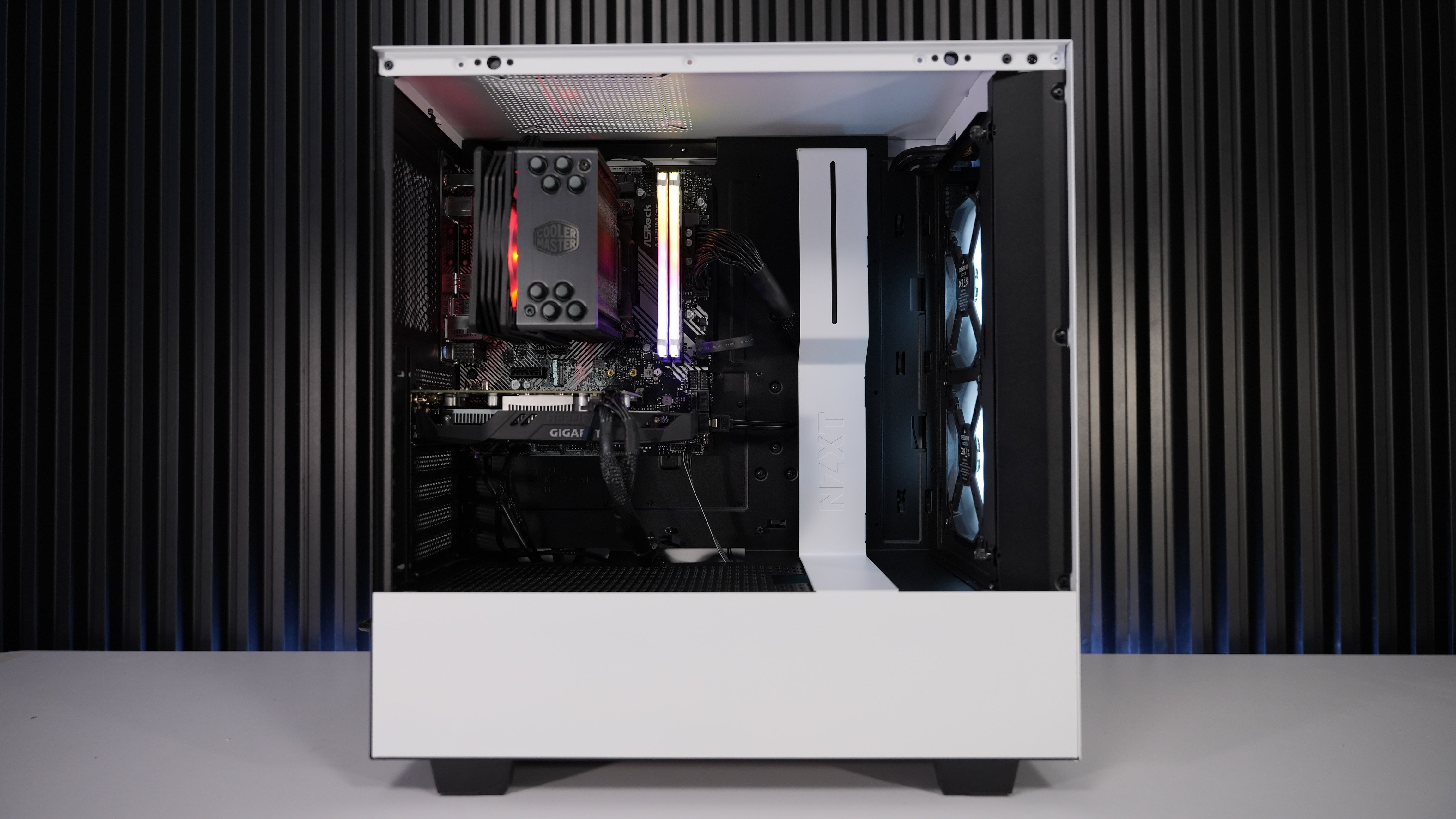 Ryzen 5 1600 + GTX 1650 Budget Gaming PC