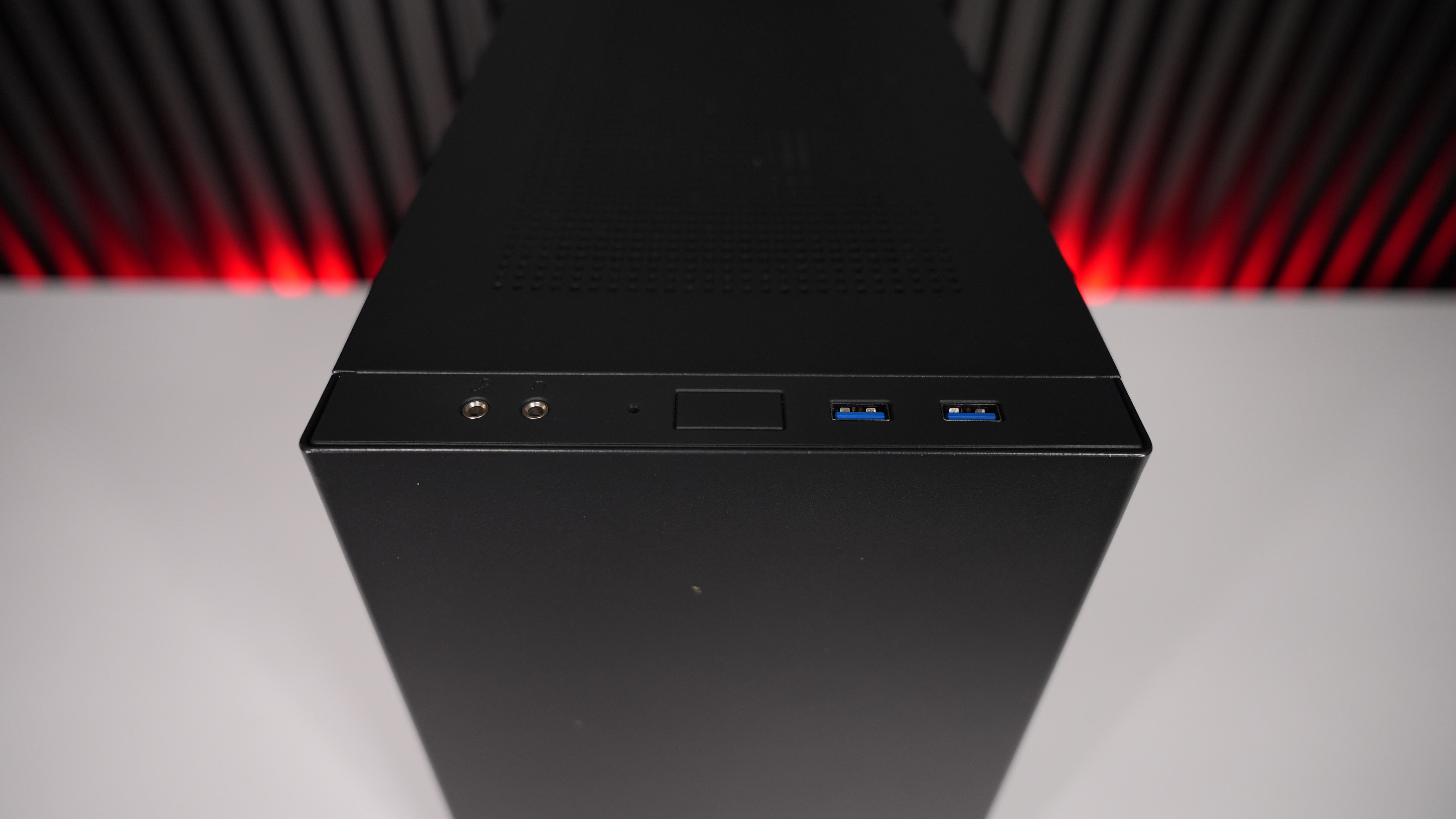 Intel i5 7500 + GTX 980Ti Budget Gaming PC
