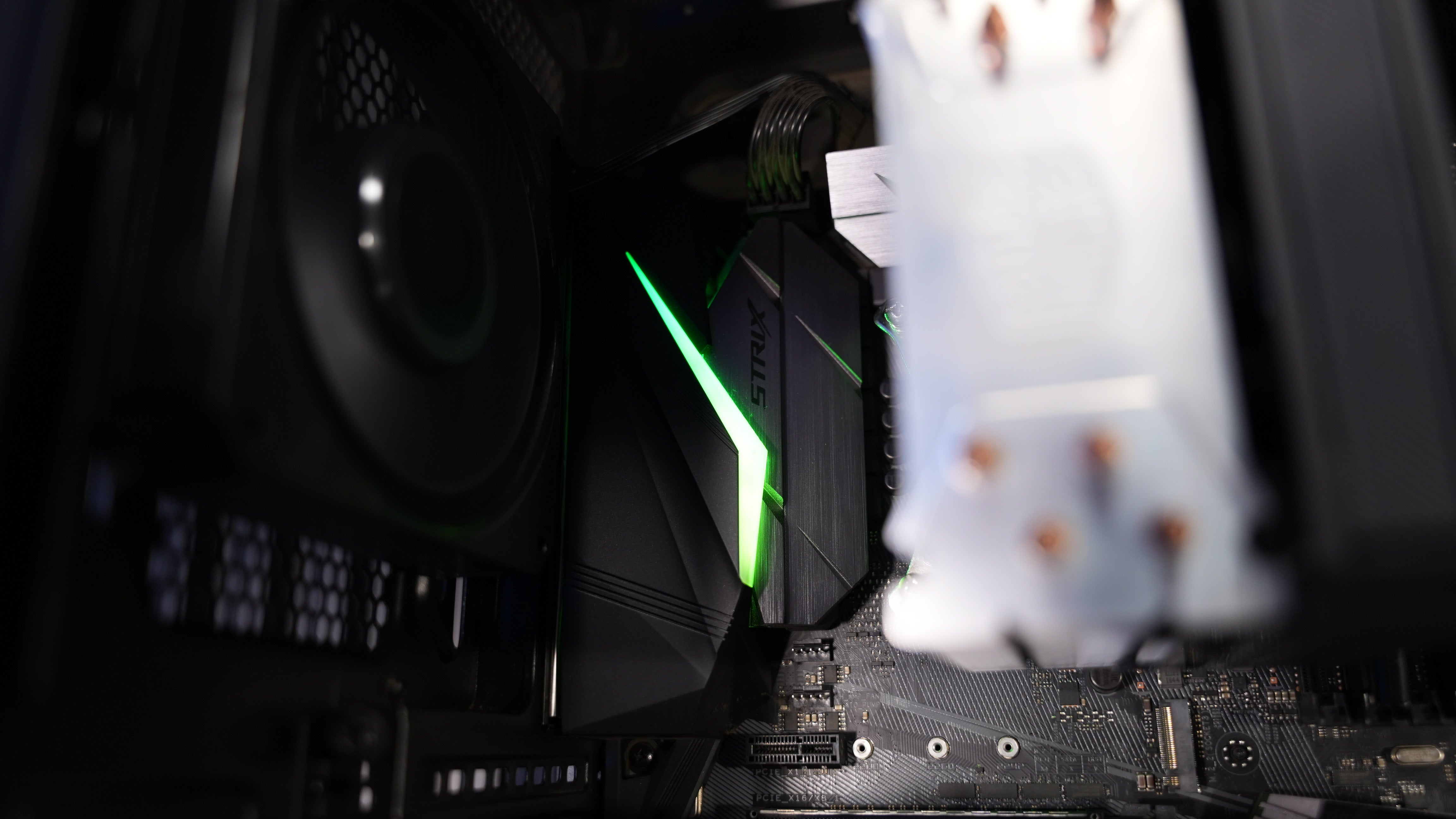 Intel i7 7700K + GTX 1060 Budget Gaming PC