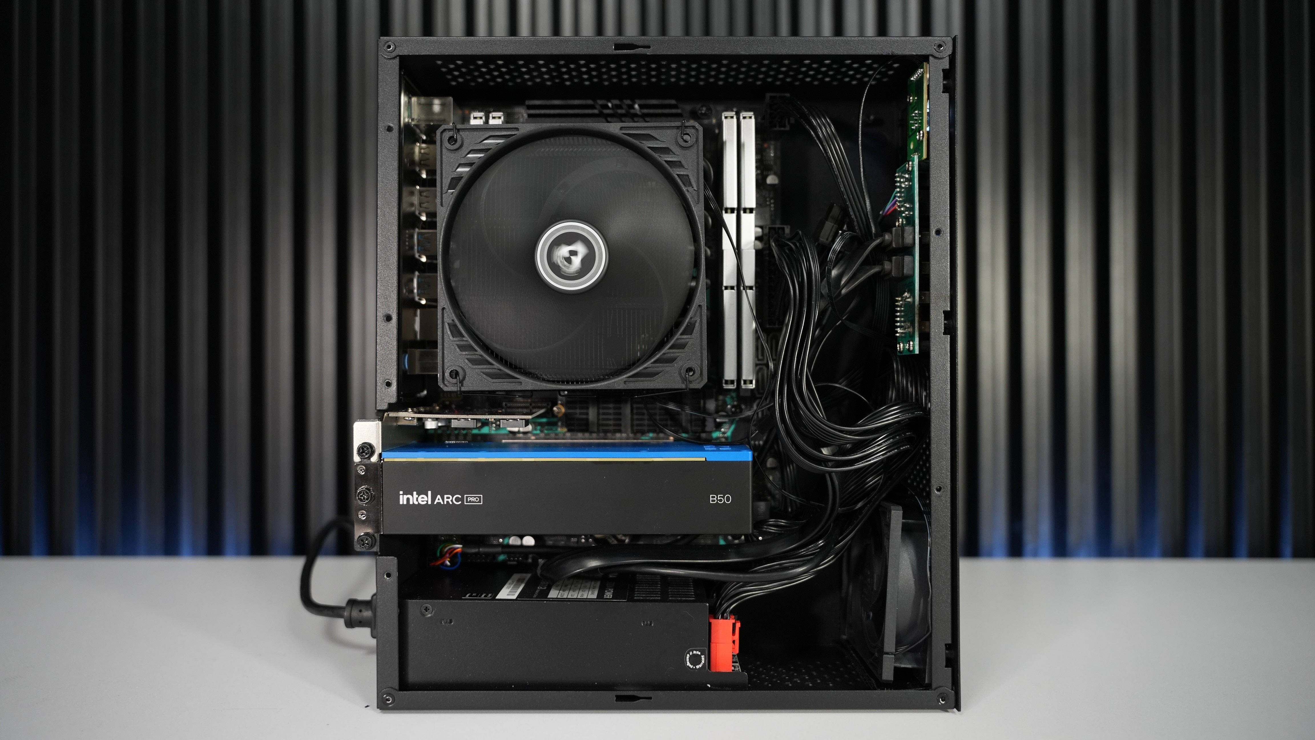 Intel i7 6800K + Intel Arc B50 Workstation PC