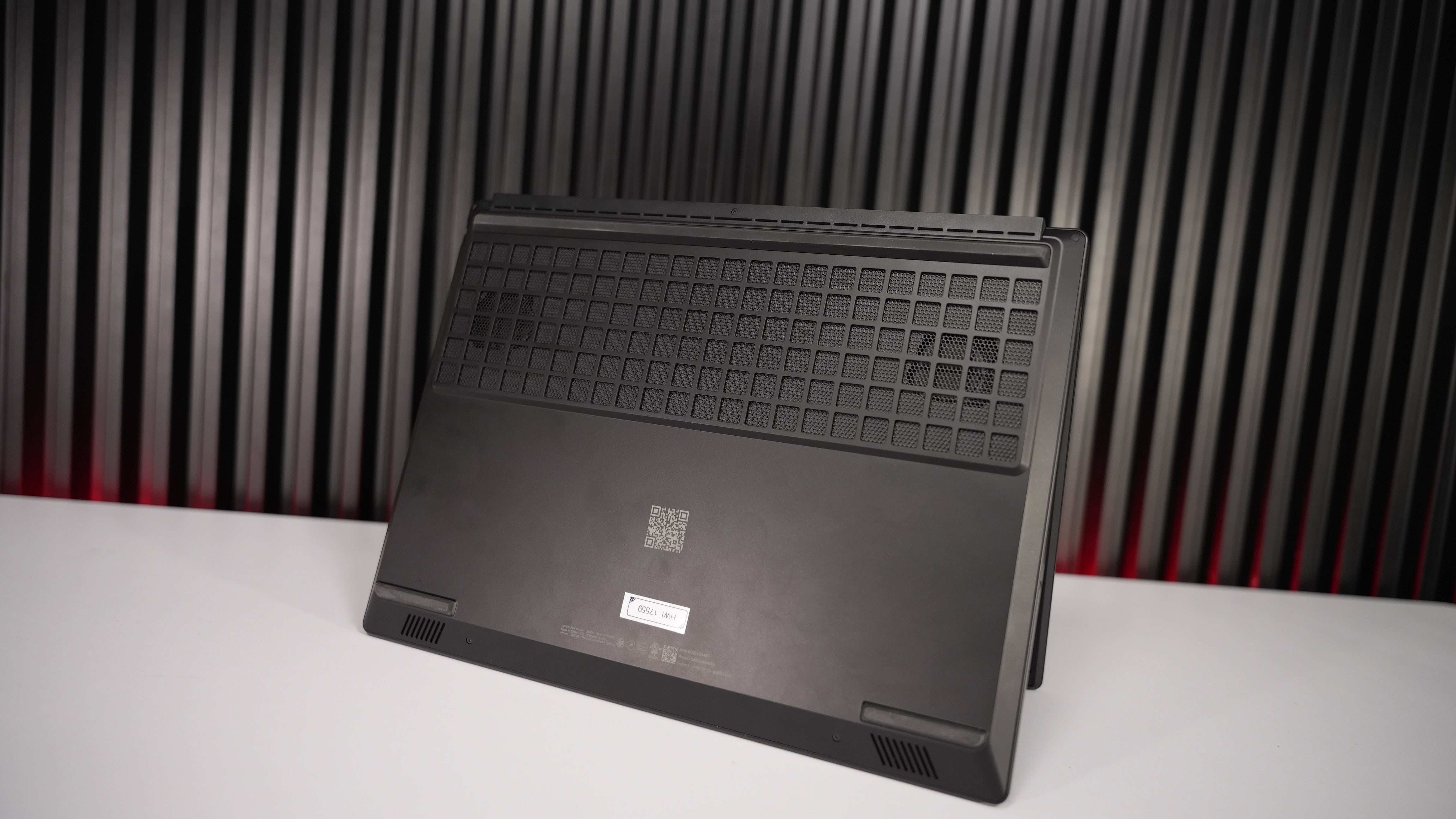 Intel Ultra 7 255HX + RTX 5060 Gaming Laptop