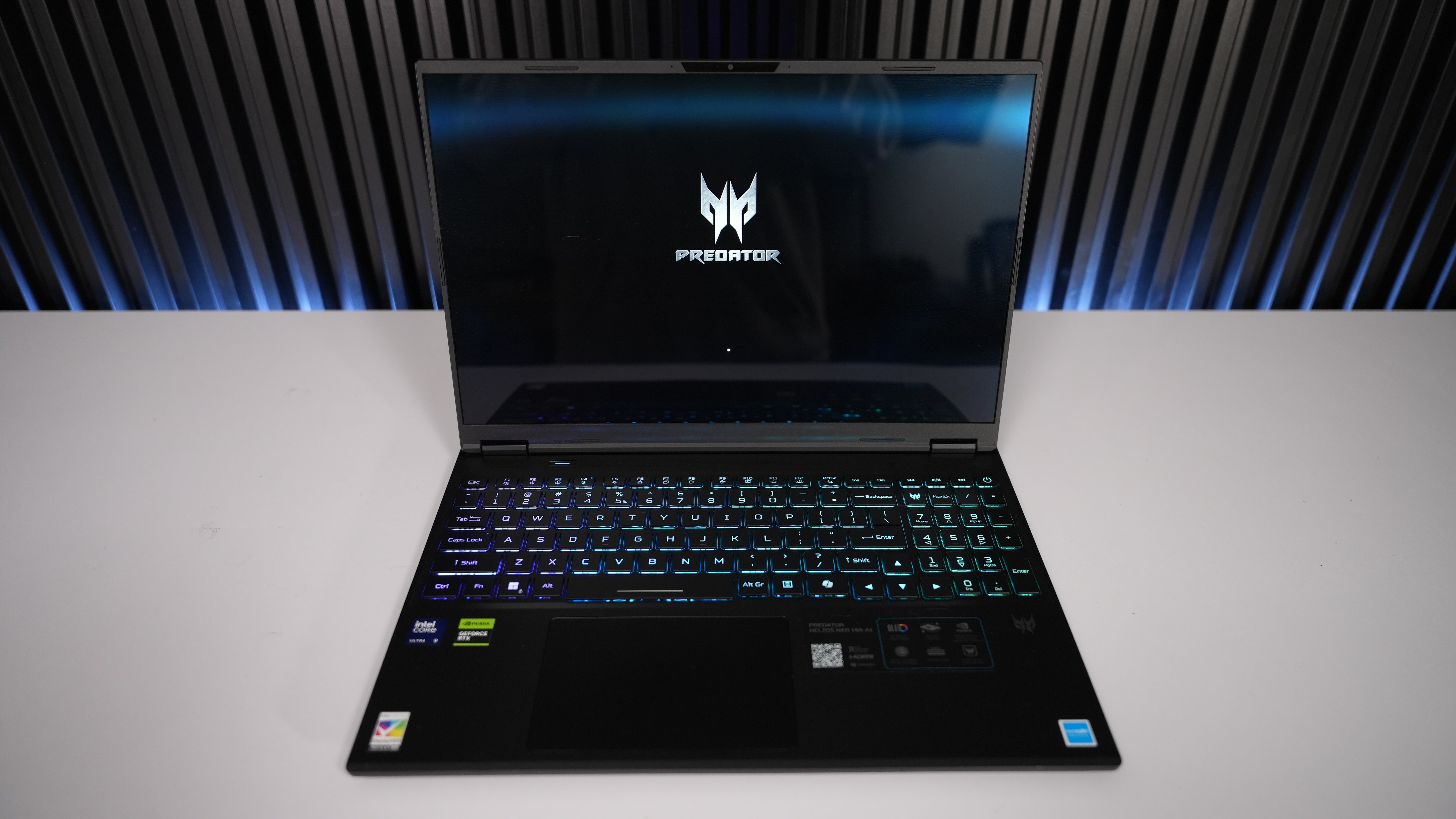 Intel Ultra 9 275HX + RTX 5070Ti Gaming Laptop
