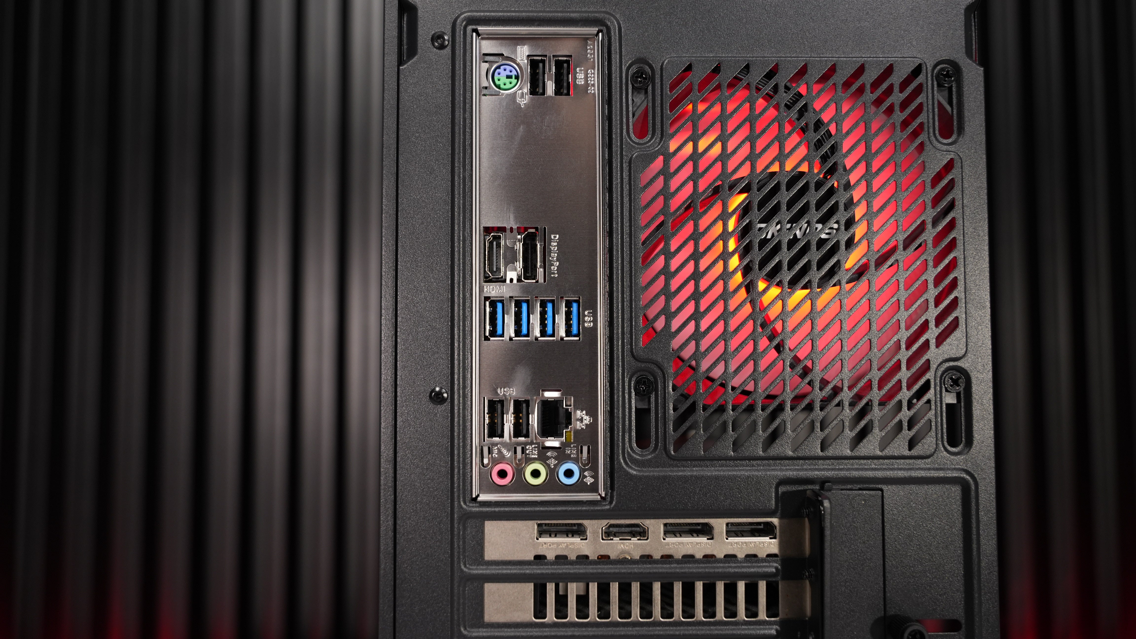 Ryzen 7 3700X + RX 5700XT Gaming PC