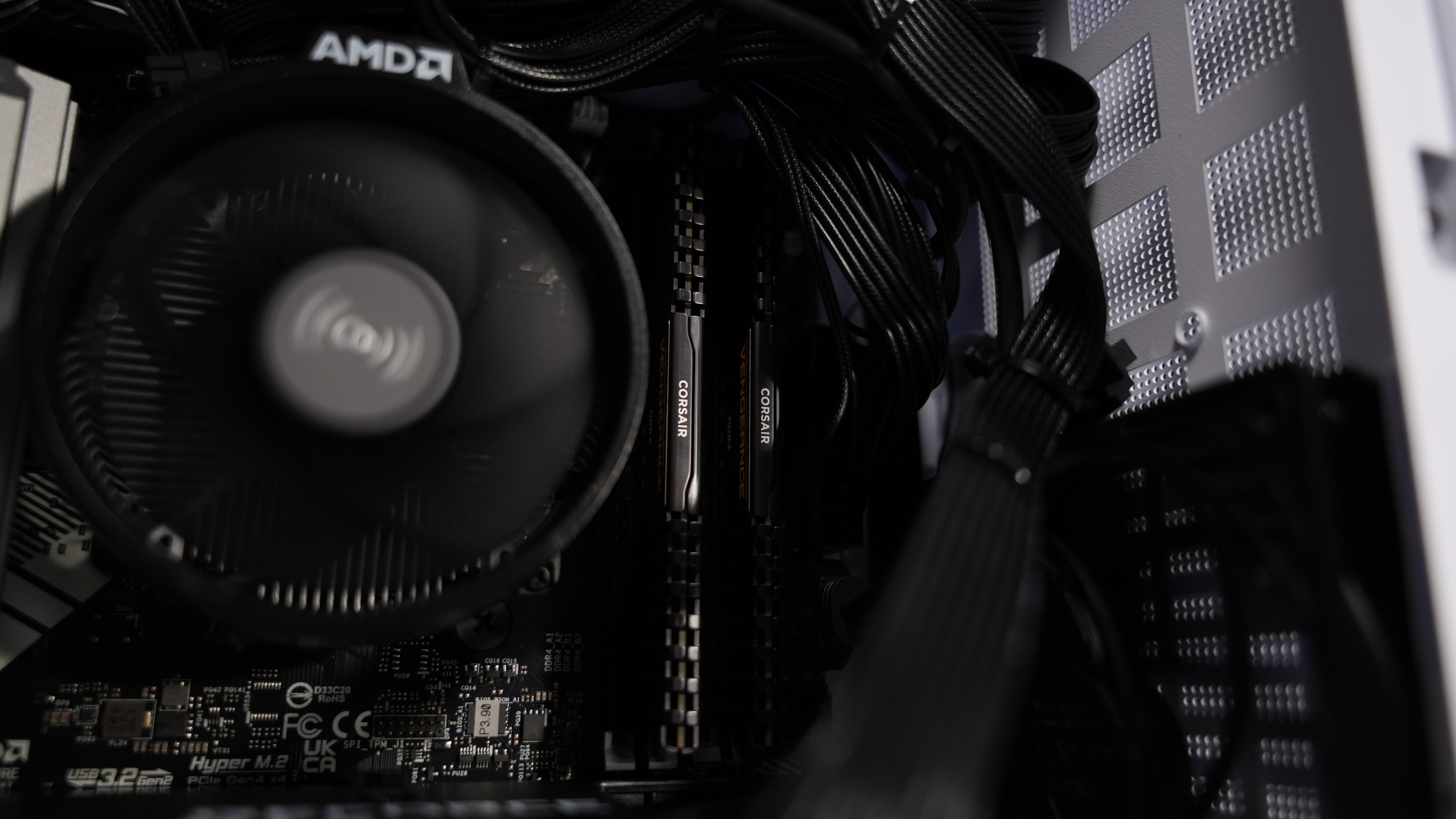 Ryzen 5 5500 + RTX 3060 12GB Gaming PC