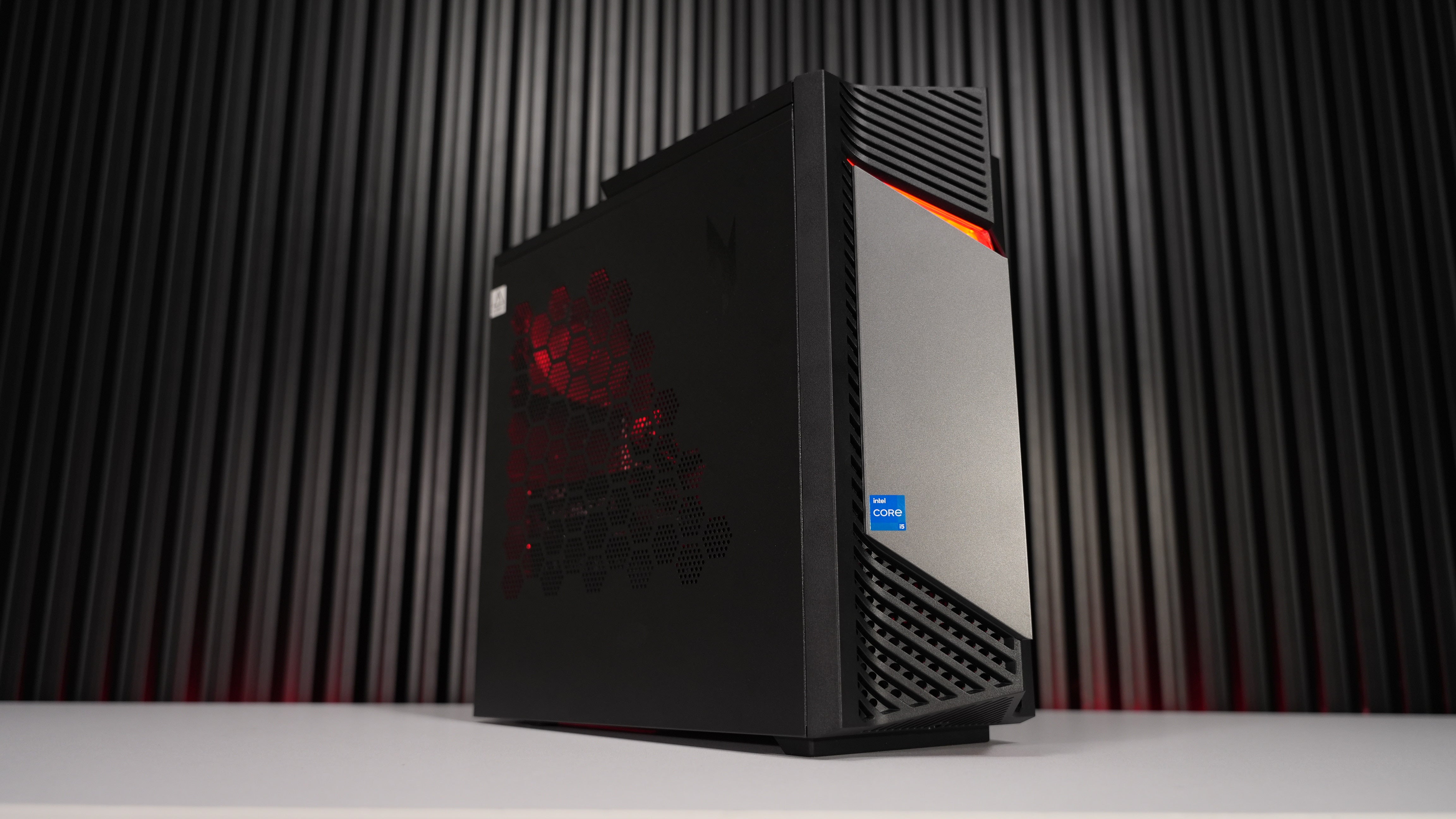 Intel i5 14400F + RTX 5060 Gaming PC