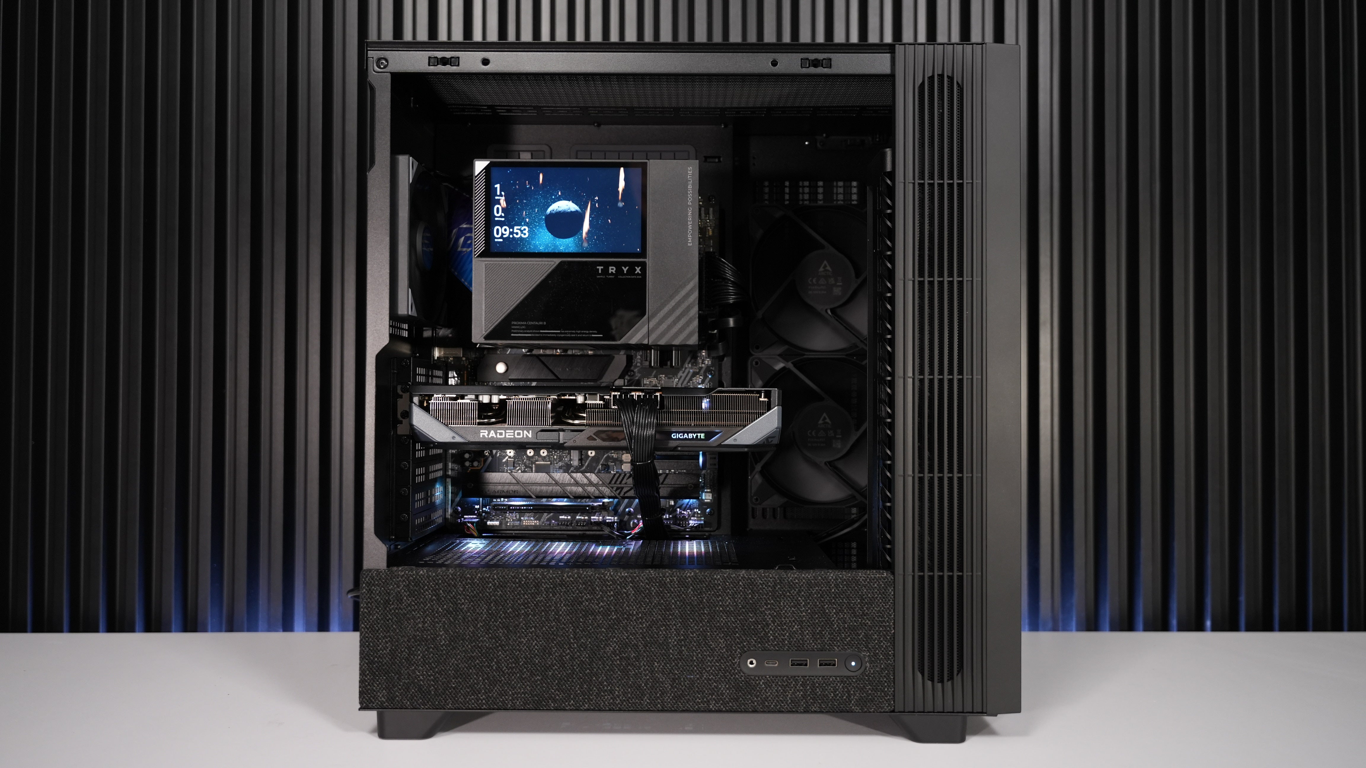 Intel Ultra 5 250K Plus + RX 9070 GRE Gaming PC