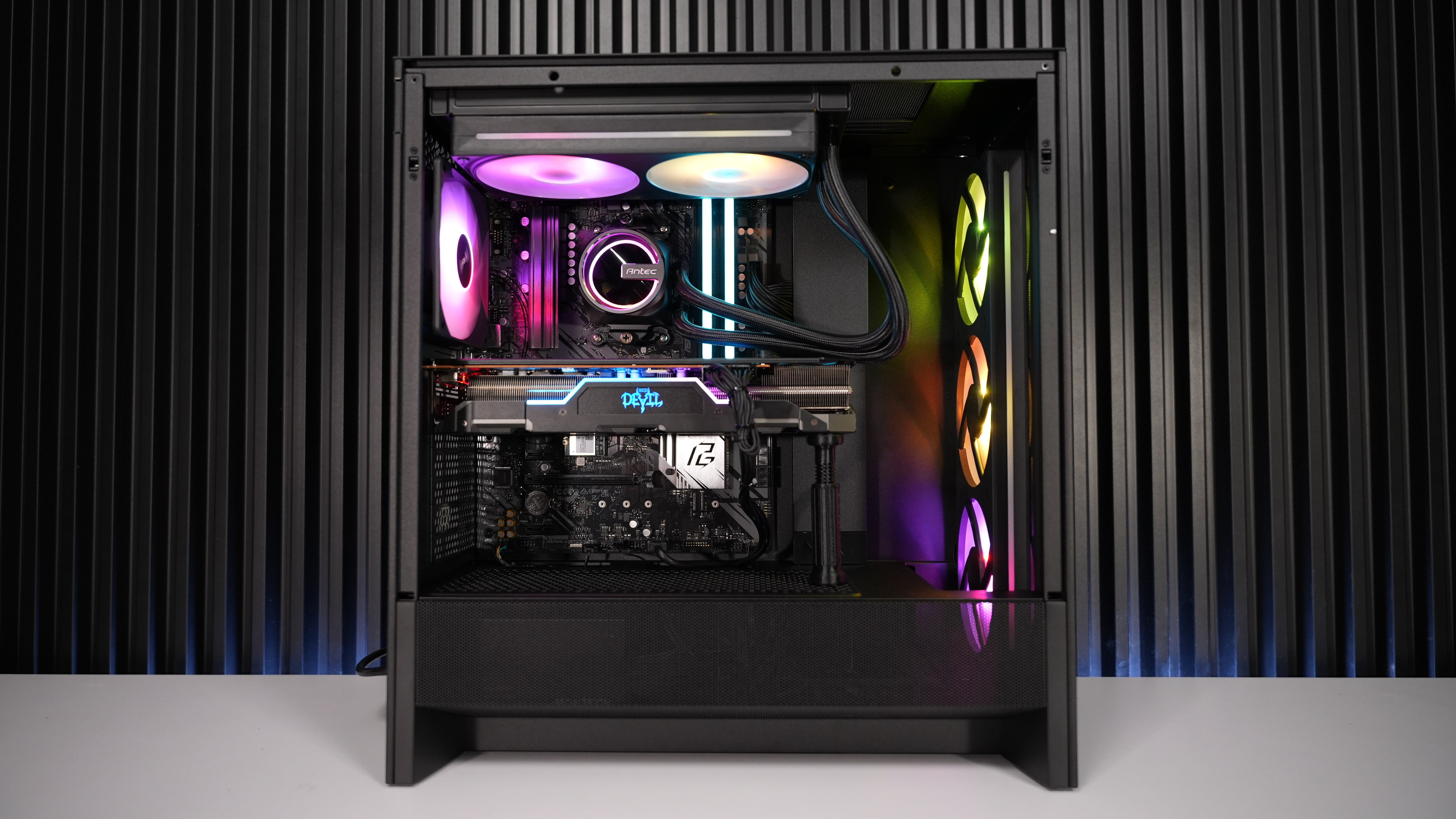 Ryzen 7 5800XT + RX 5700XT Gaming PC