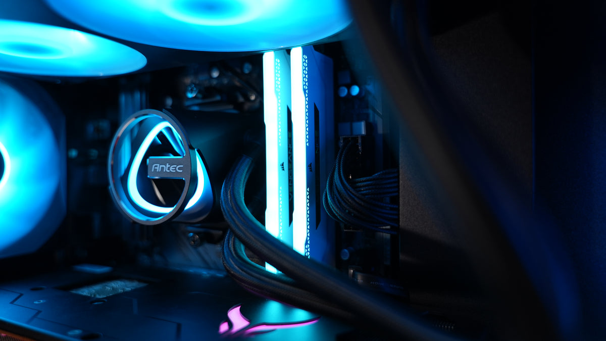 Ryzen 7 5800XT + RX 5700XT Gaming PC