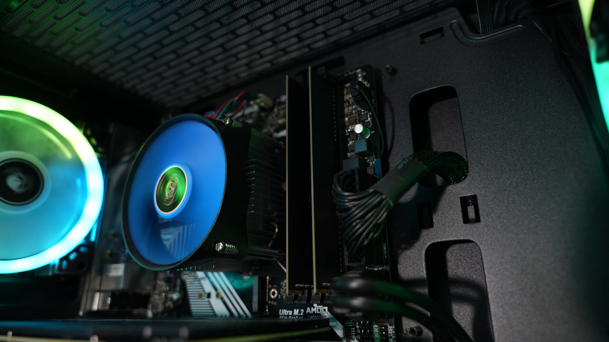 Intel i7 9700F + RTX 2060 Super Gaming PC