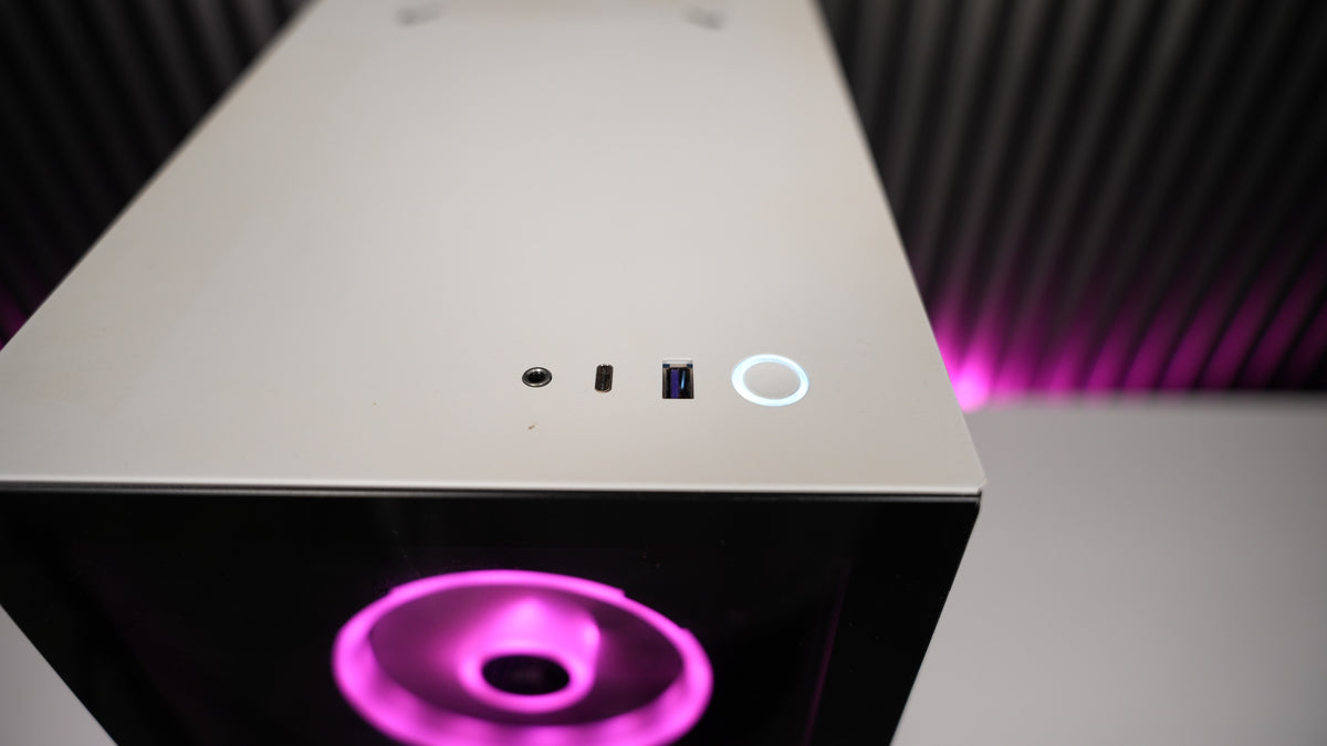 Ryzen 3 2300X + RX 560 Budget Gaming PC