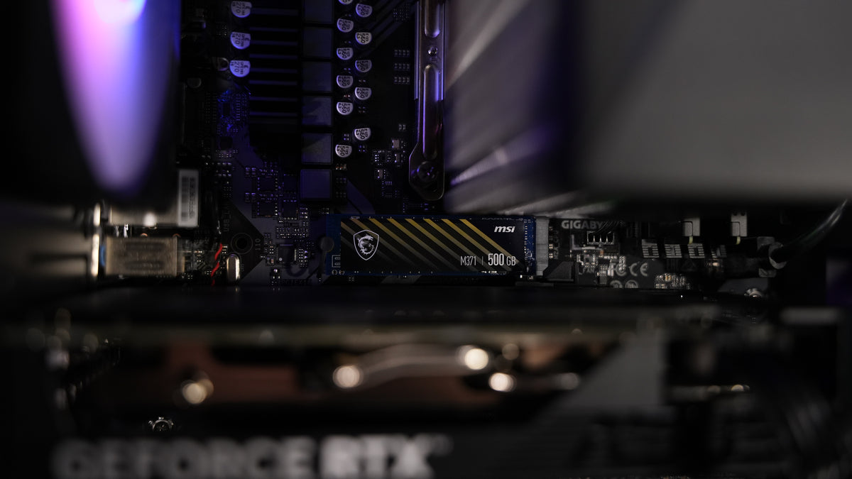 Ryzen 5 7600X + RTX 4060 Gaming PC