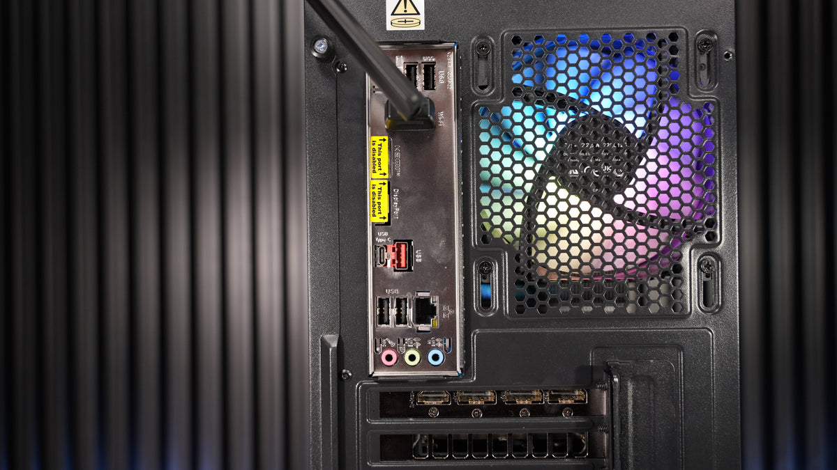 Intel i7 14700F + RTX 5070 Gaming/Streaming PC