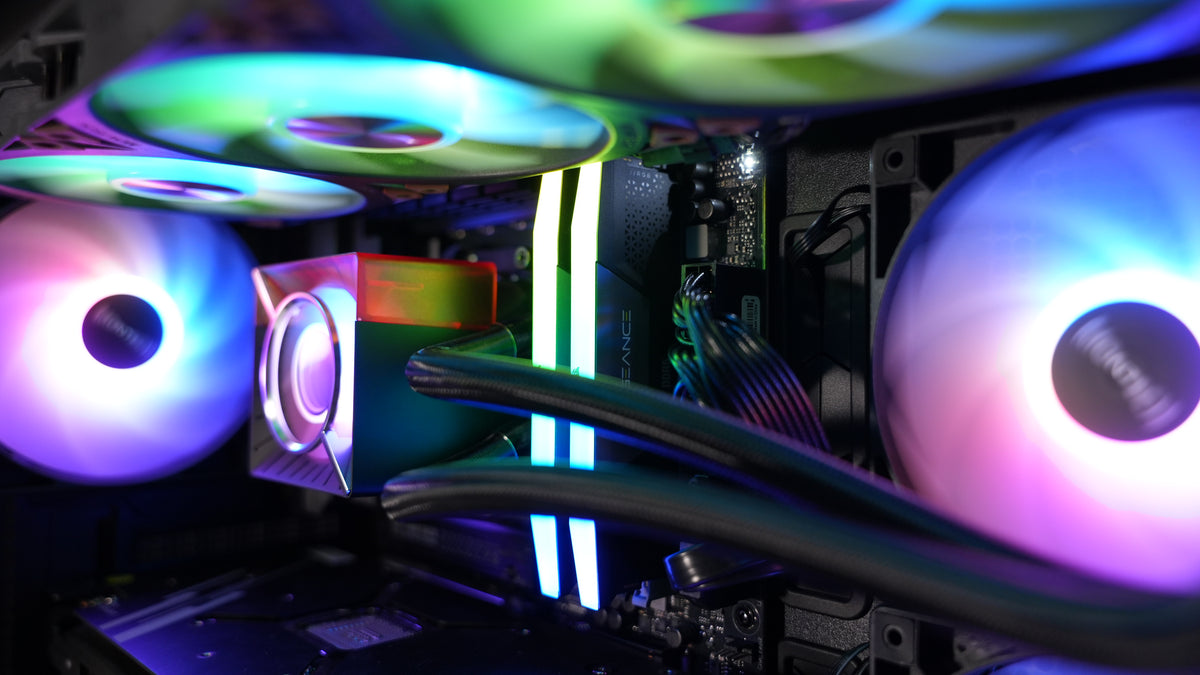 Ryzen 7 7700X + RX 7900XTX Gaming/Streaming PC