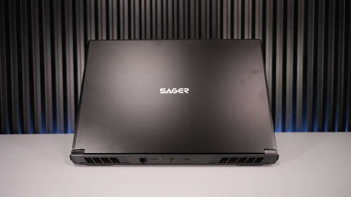 Intel Ultra 9 275HX + RTX 5070Ti Gaming Laptop
